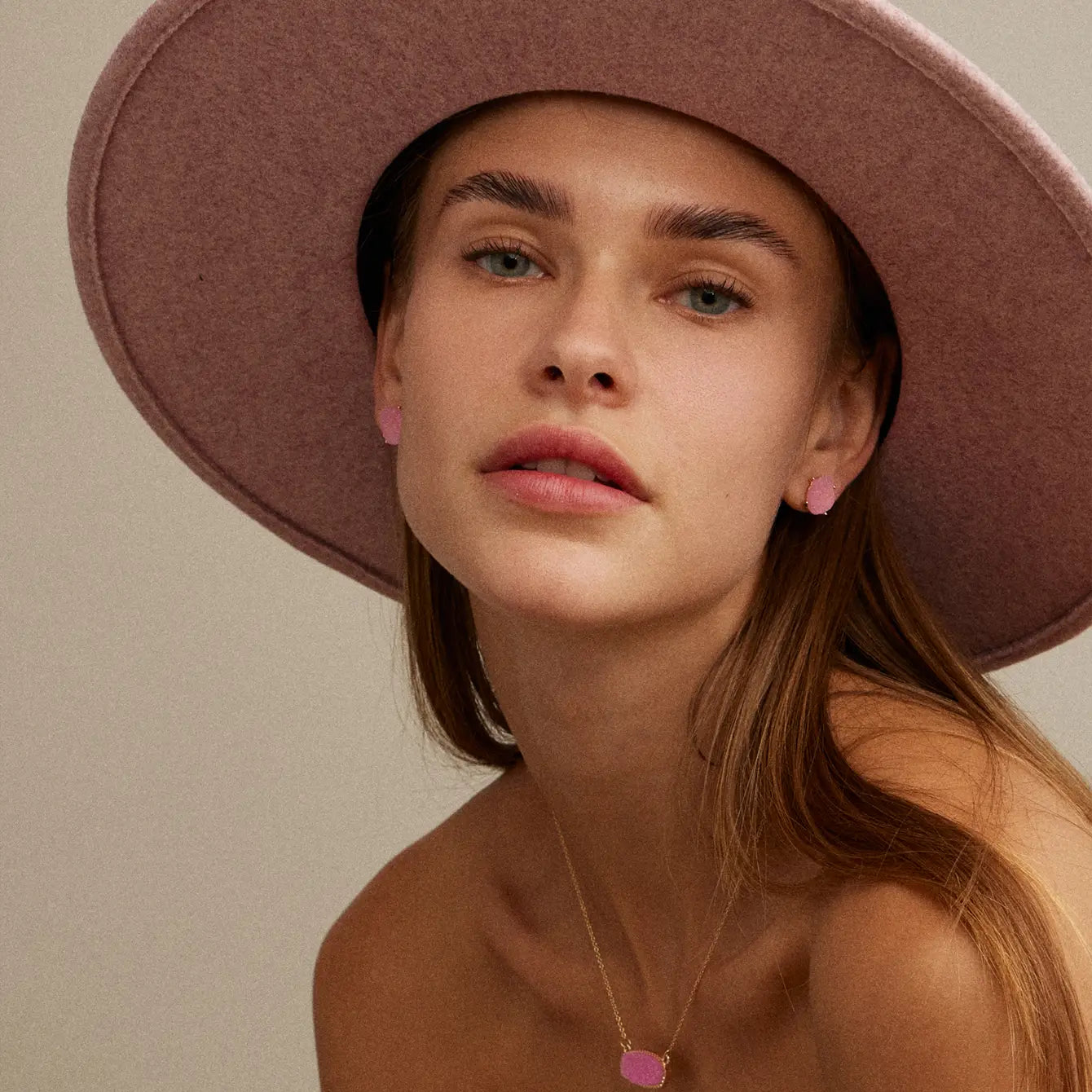 Druzy Stone Charm Short Necklace