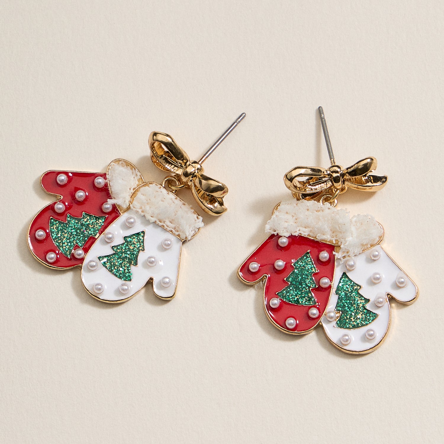 Christmas Gloves with Pearls Enamel Dangling Earrings | Charming Christmas Gloves with Pearls Enamel Drop Earrings - Frem