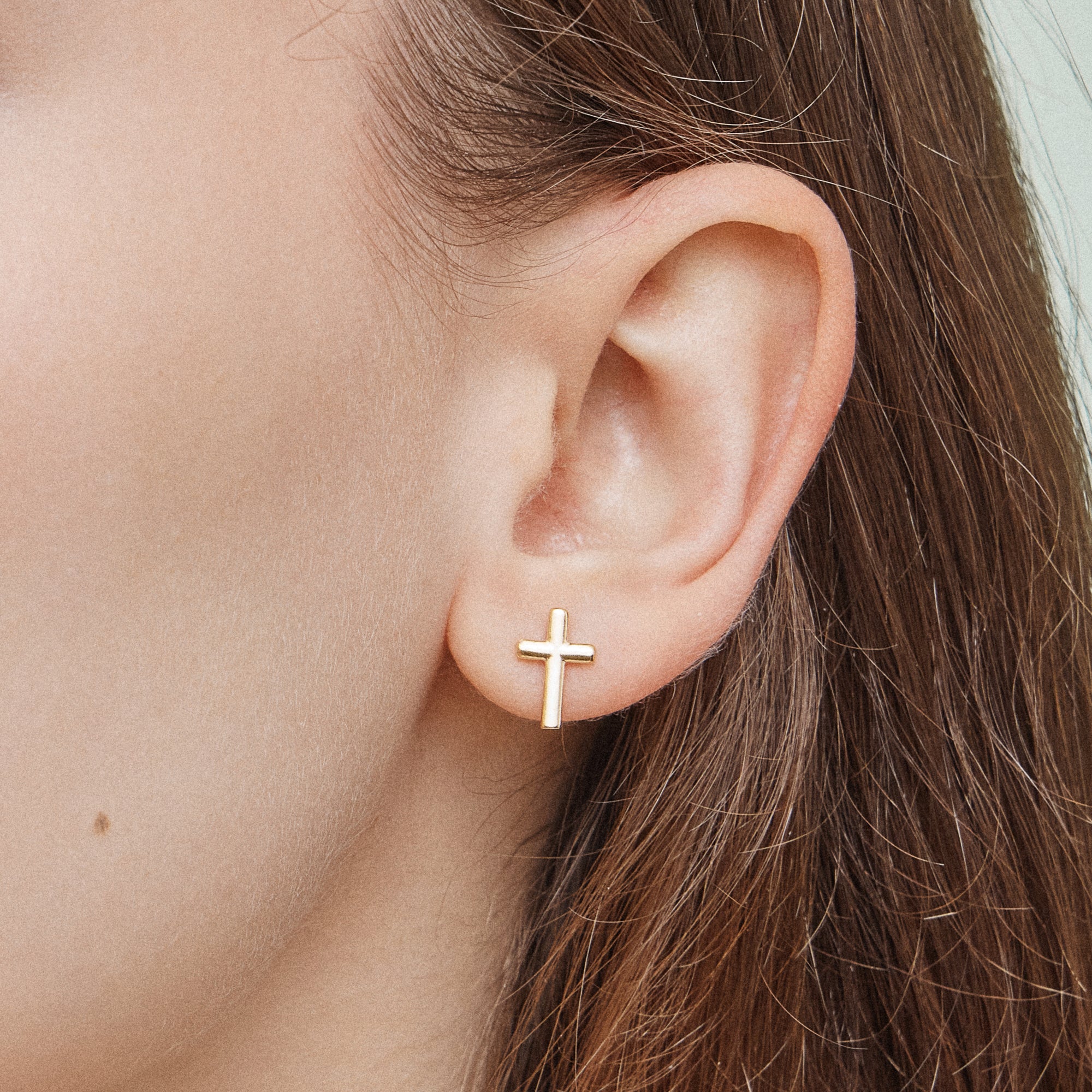 Classic Gold & Silver Cross Stud Earrings - Frem