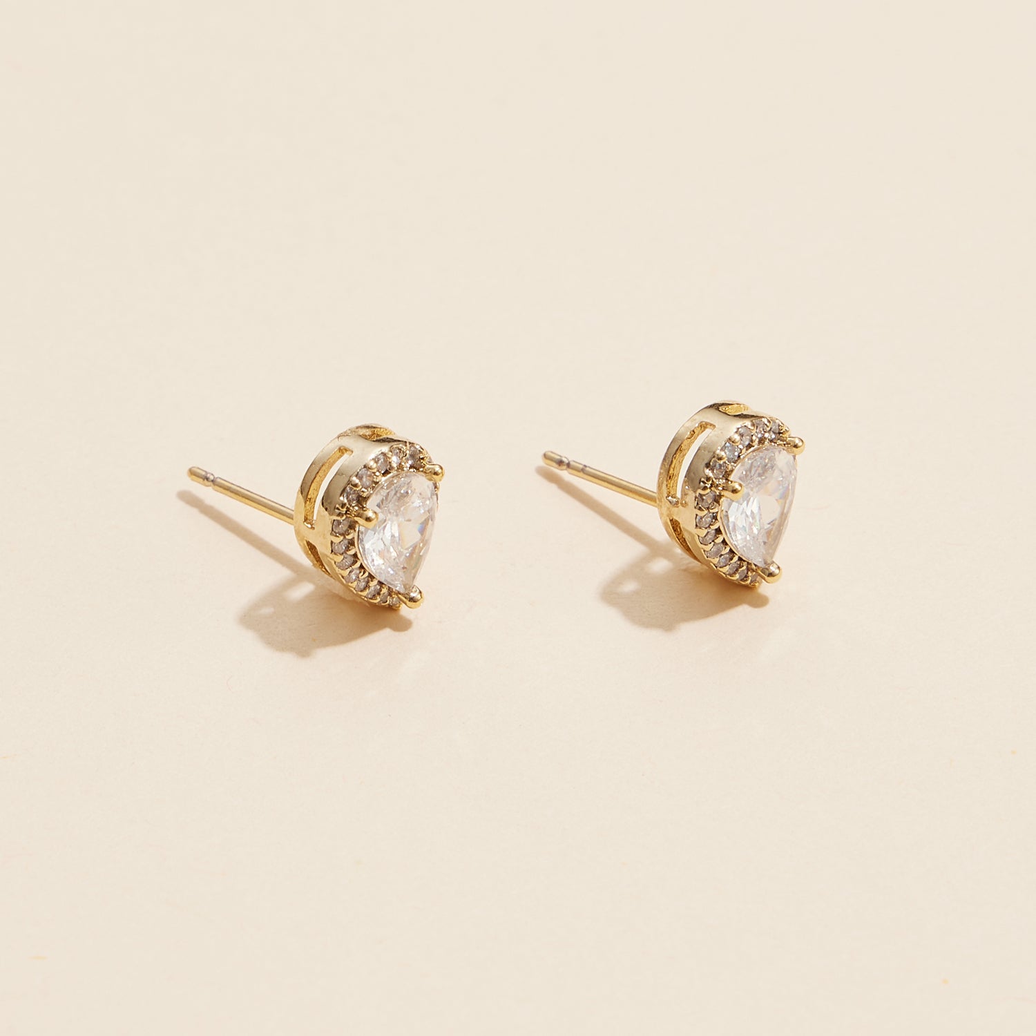 Elegant Pear-Shaped Gold Stud Earrings with Diamond Accents