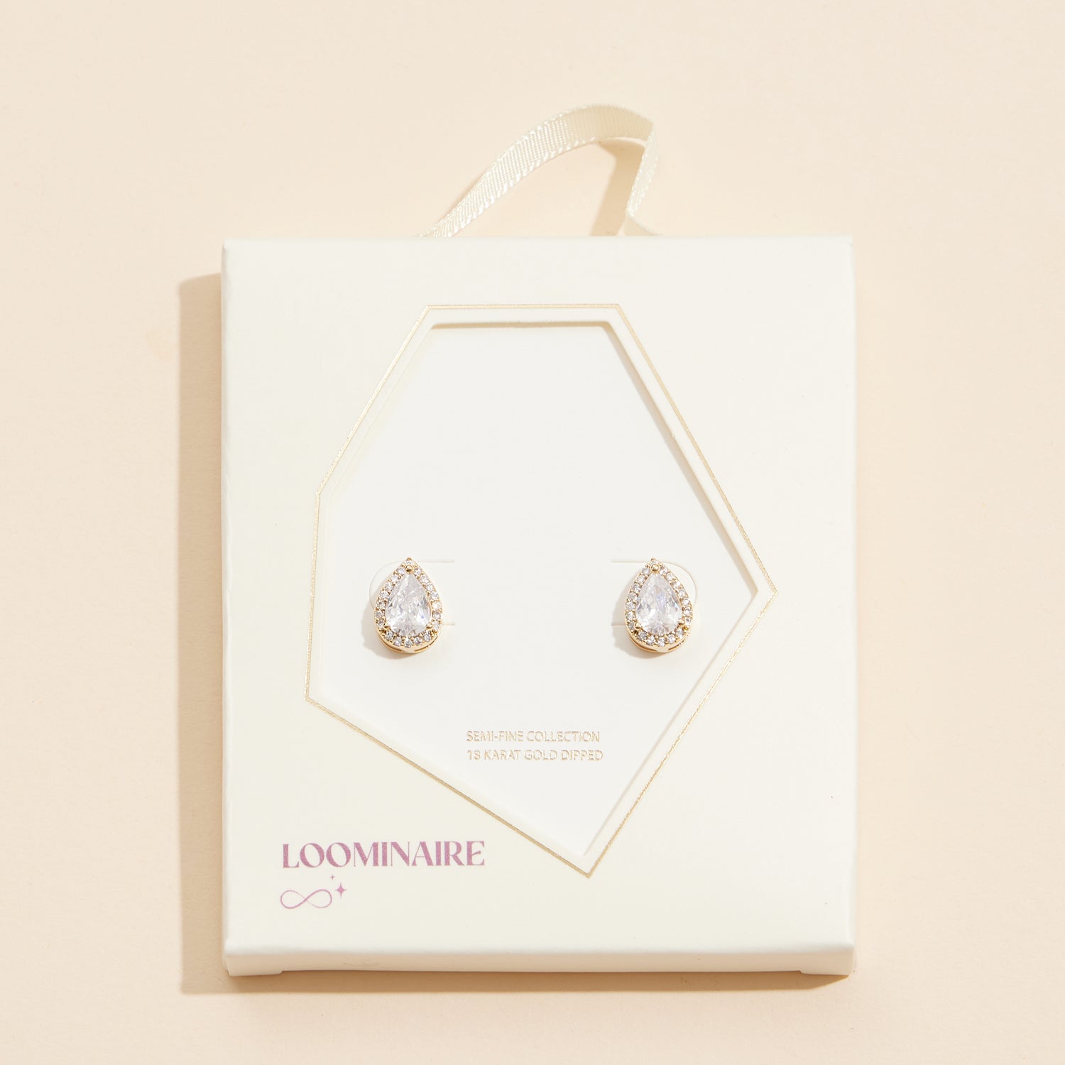 Elegant Pear-Shaped Gold Stud Earrings with Diamond Accents