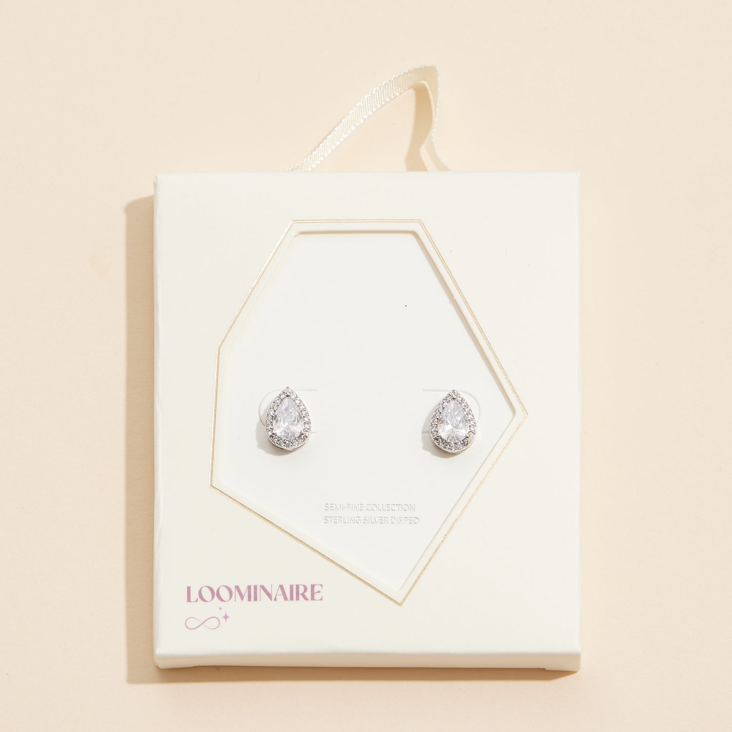 Elegant Pear-Shaped Gold Stud Earrings with Diamond Accents