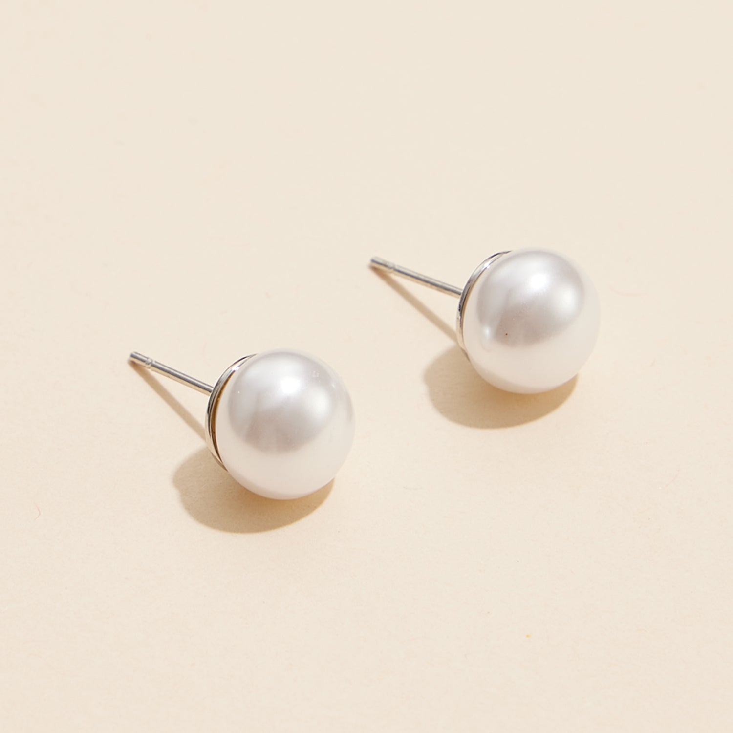 Timeless Extra Large Pearl Stud Earrings - Frem