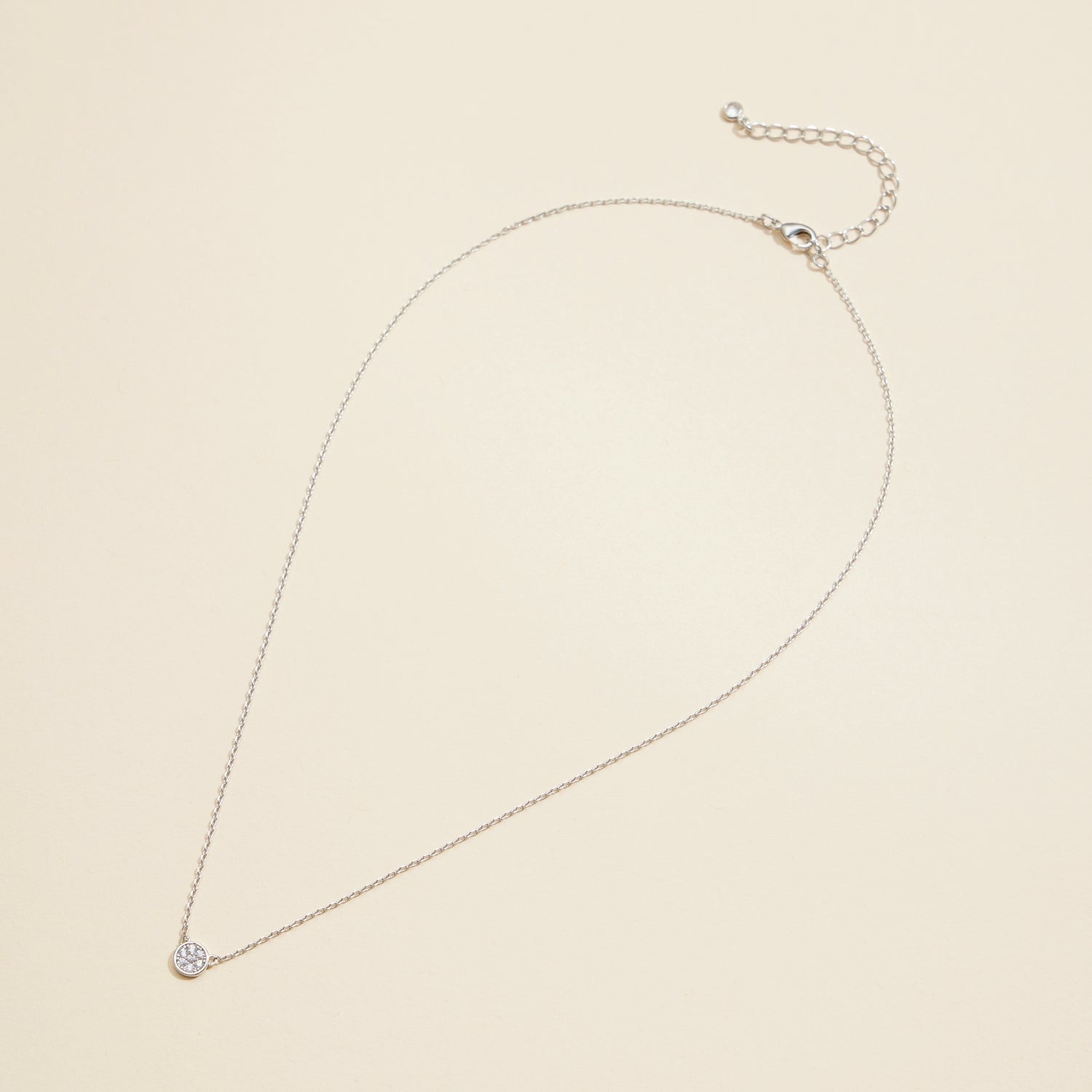Small Circle Charm Gold Dip Short Necklace