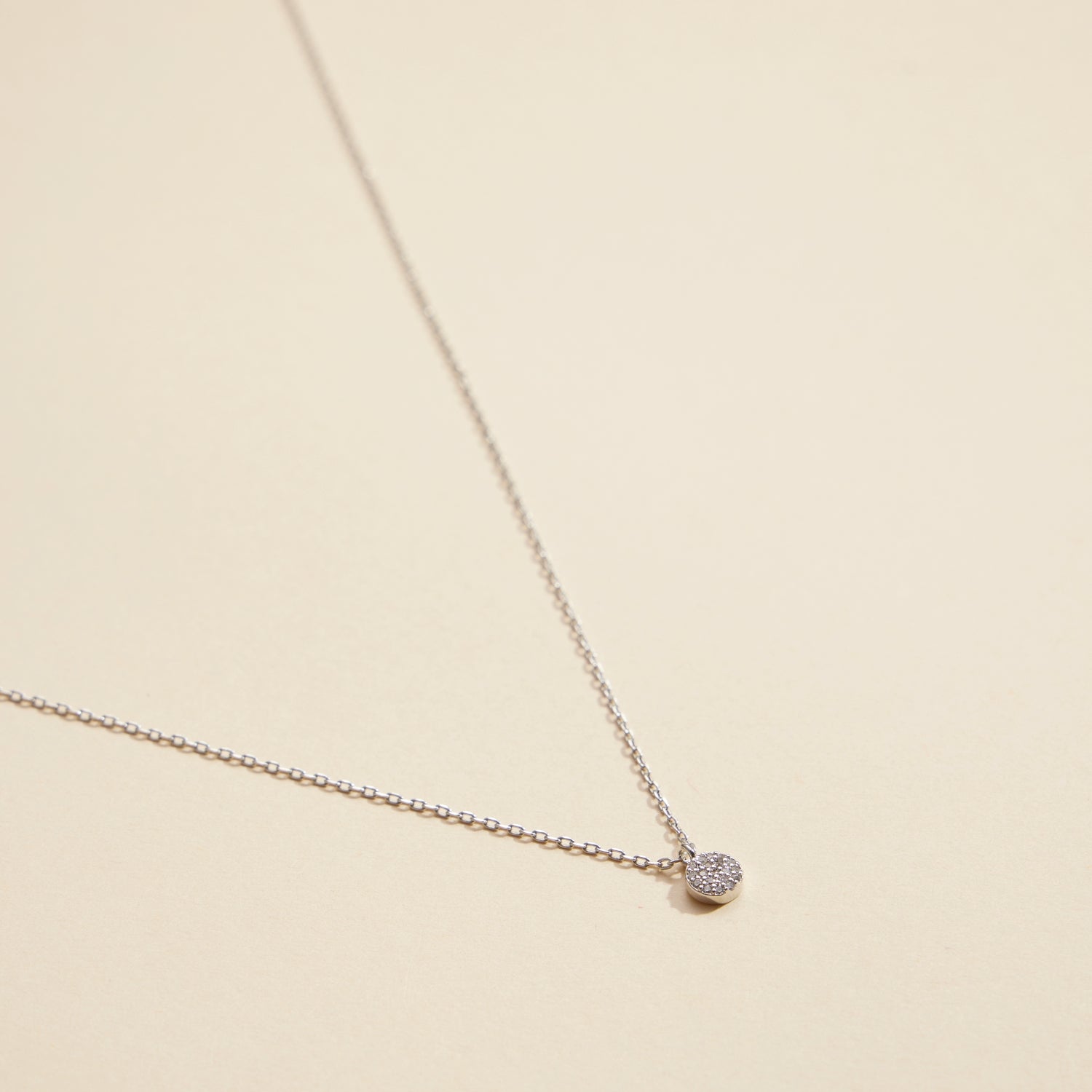 Gold-Dipped Circle Charm | Short Necklace