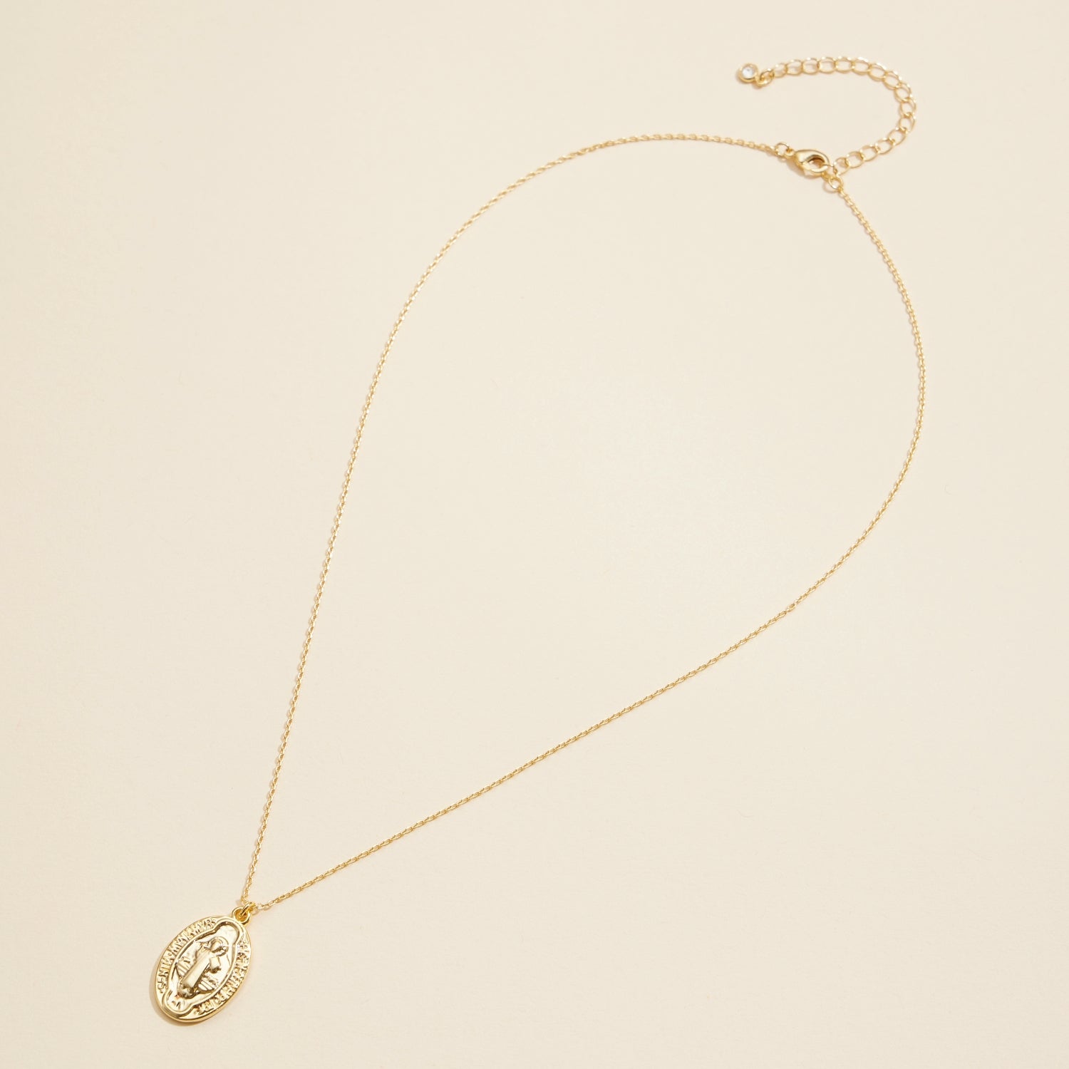 Gold-Dipped Coin Charm Elegant | Short Necklace