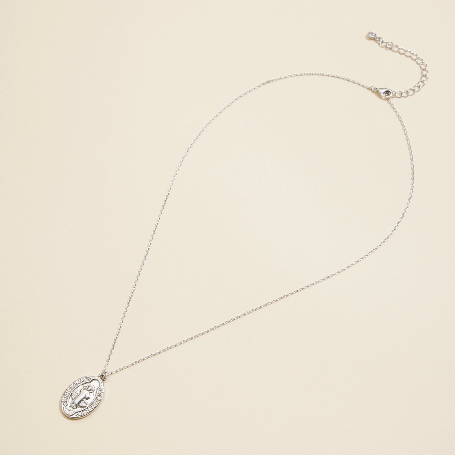 Gold-Dipped Coin Charm Elegant | Short Necklace