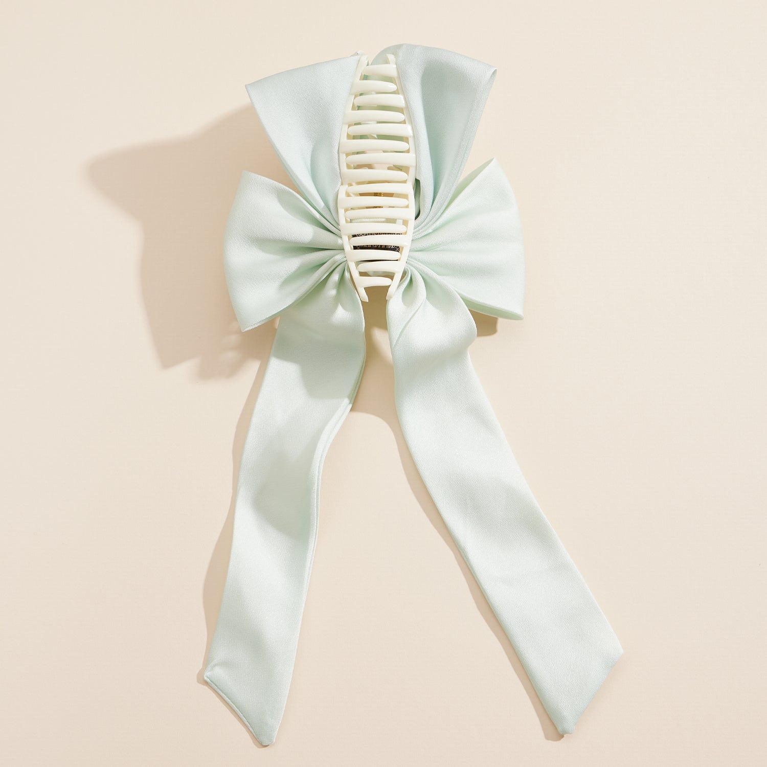 Chic Oversized Bow Claw Clips in Soft and Classic Tones - Frem
