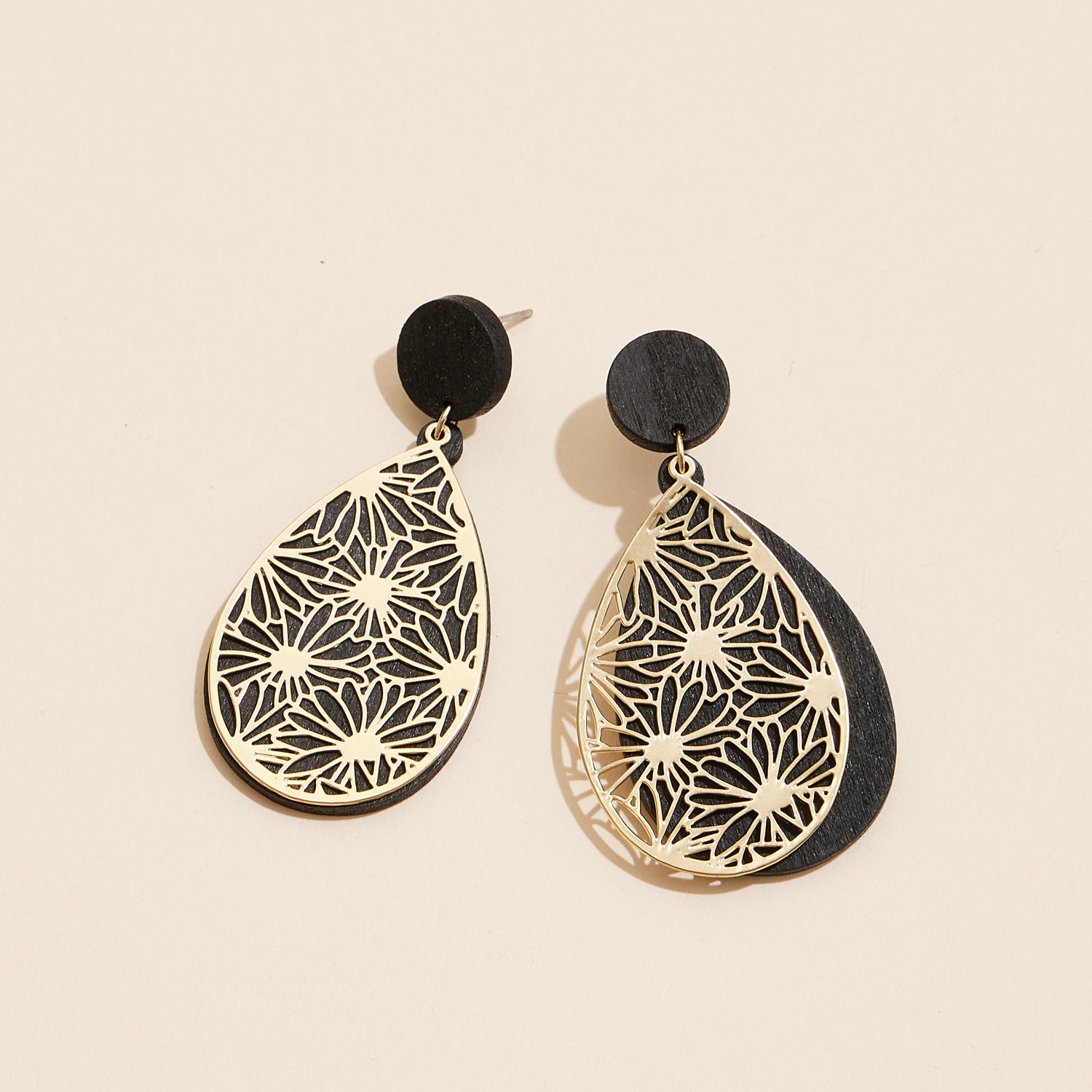 Teardrop Wood & Gold Filigree | Earrings with Floral Motif