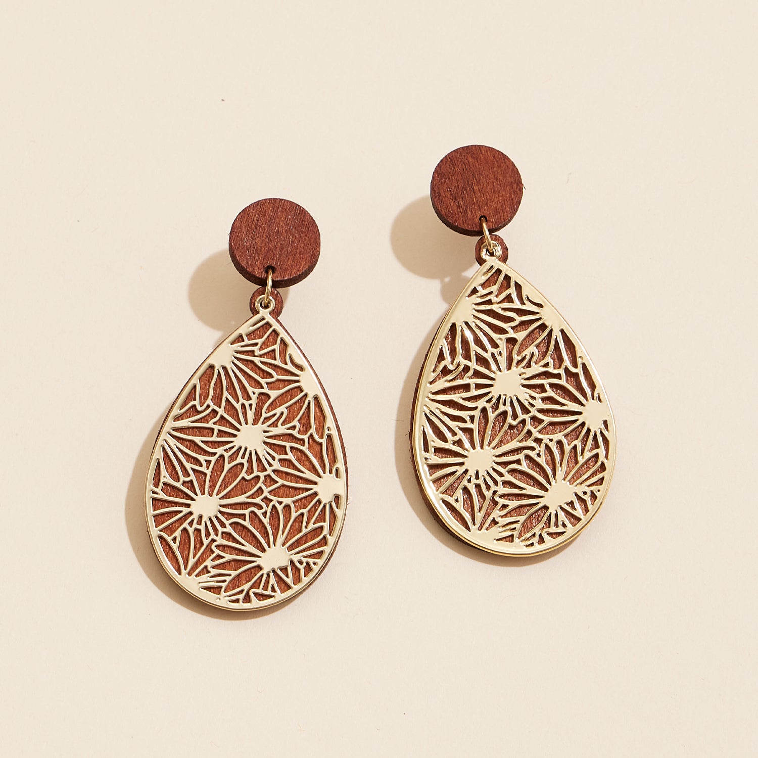 Teardrop Wood & Gold Filigree | Earrings with Floral Motif
