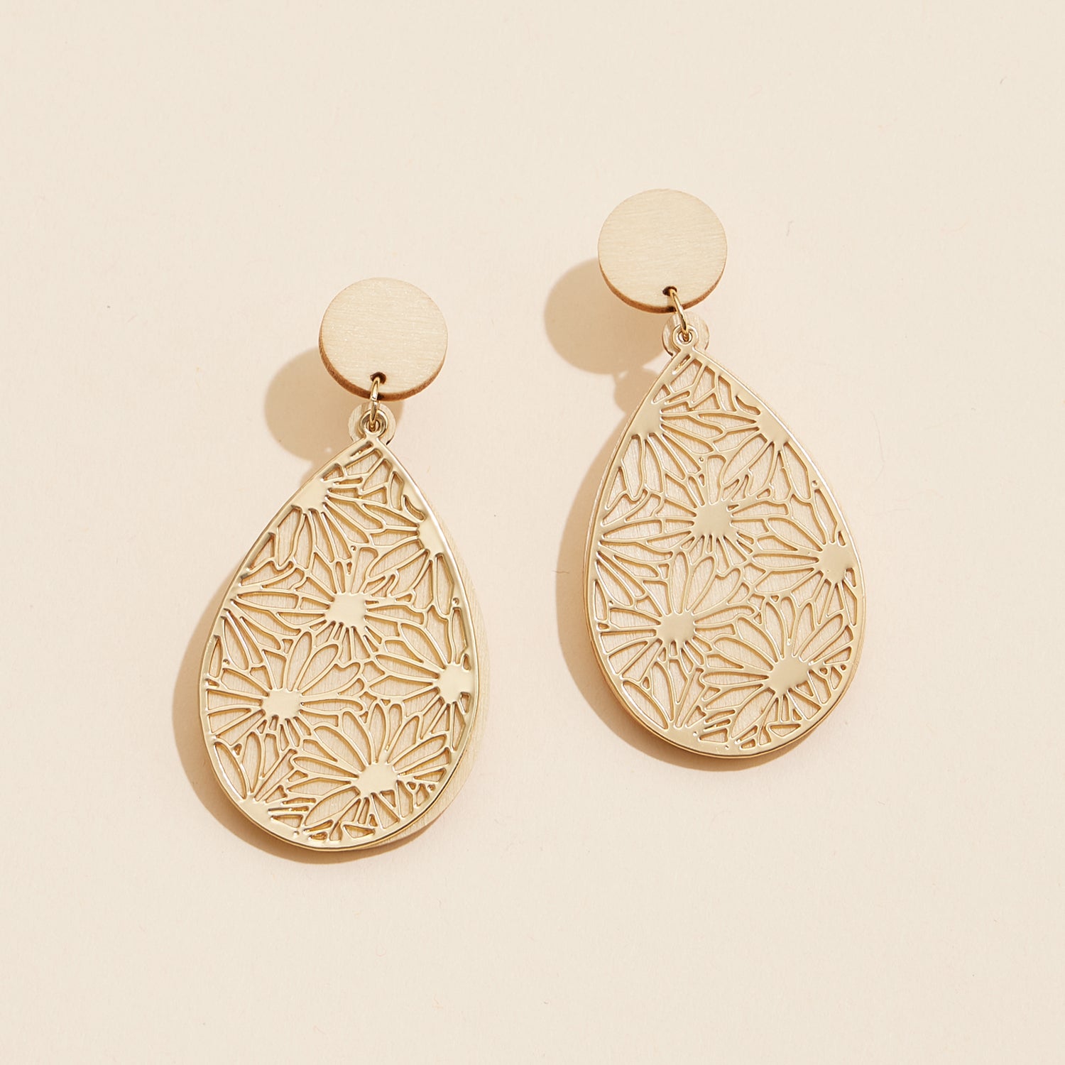 Teardrop Wood & Gold Filigree | Earrings with Floral Motif