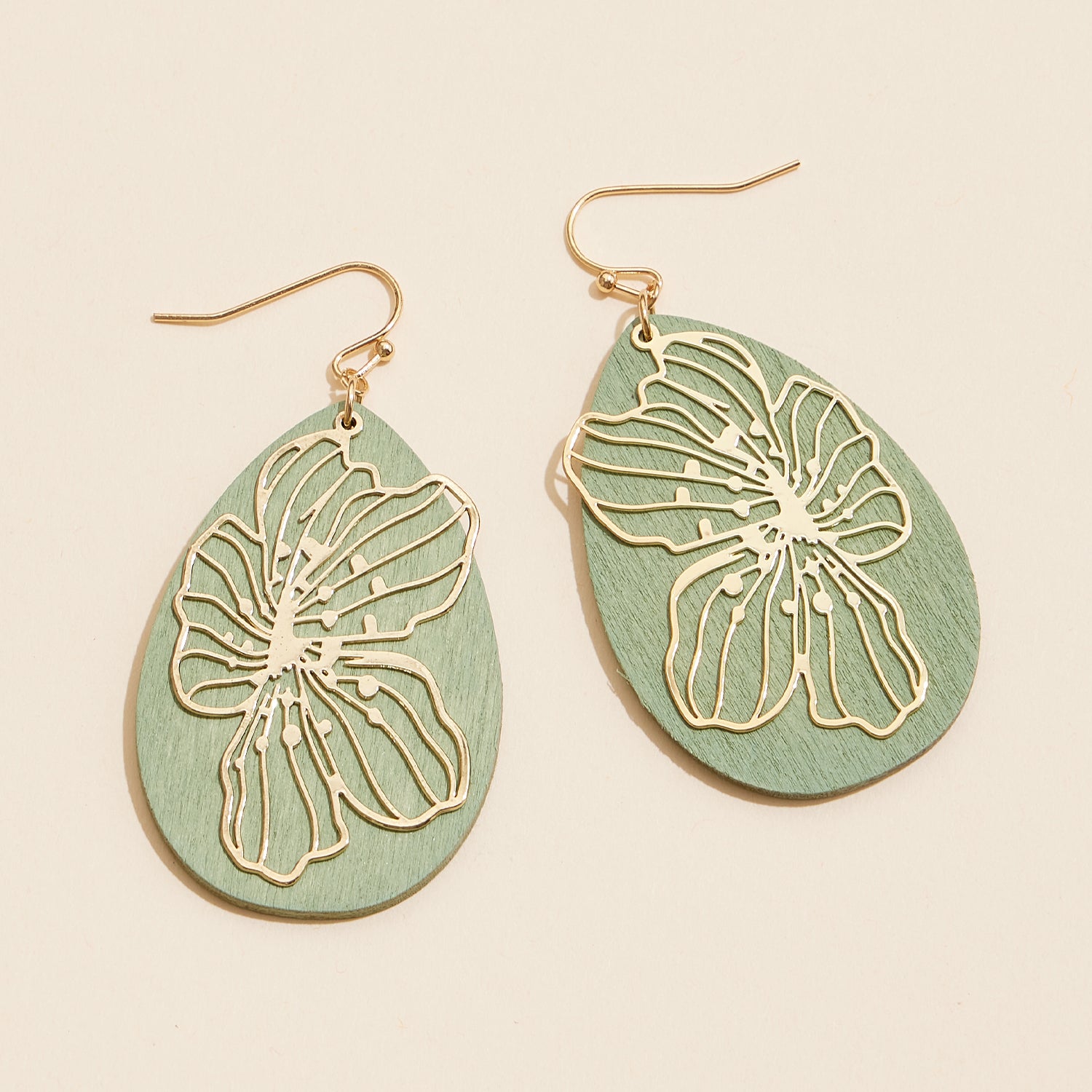 Elegant Wood and Metal Filigree Oval Dangling Earrings