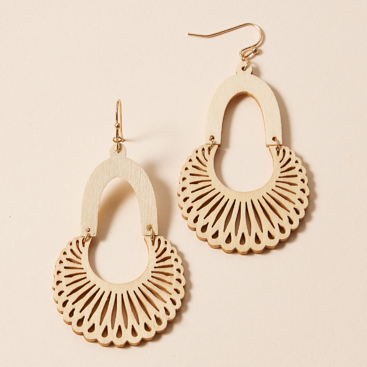 Modern Bold Fan-Shaped Earrings in Natural Tones - Frem