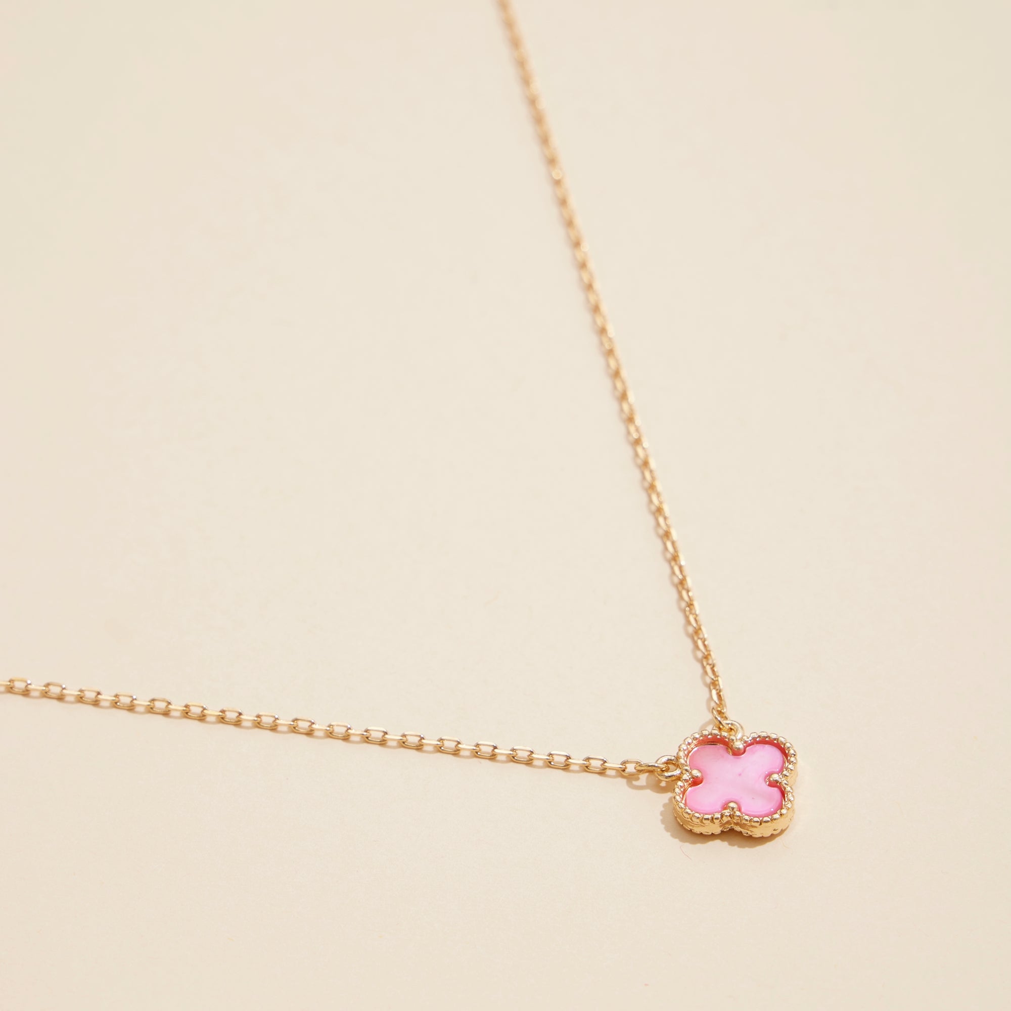 Gold Chain Necklace with Shell Pendant