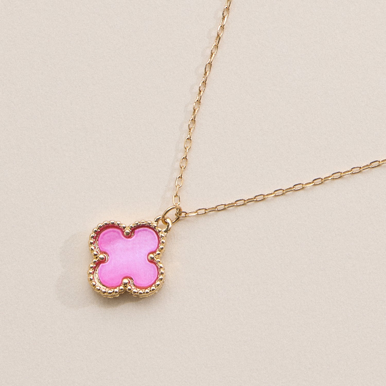 Gold Chain Necklace with Shell Pendant