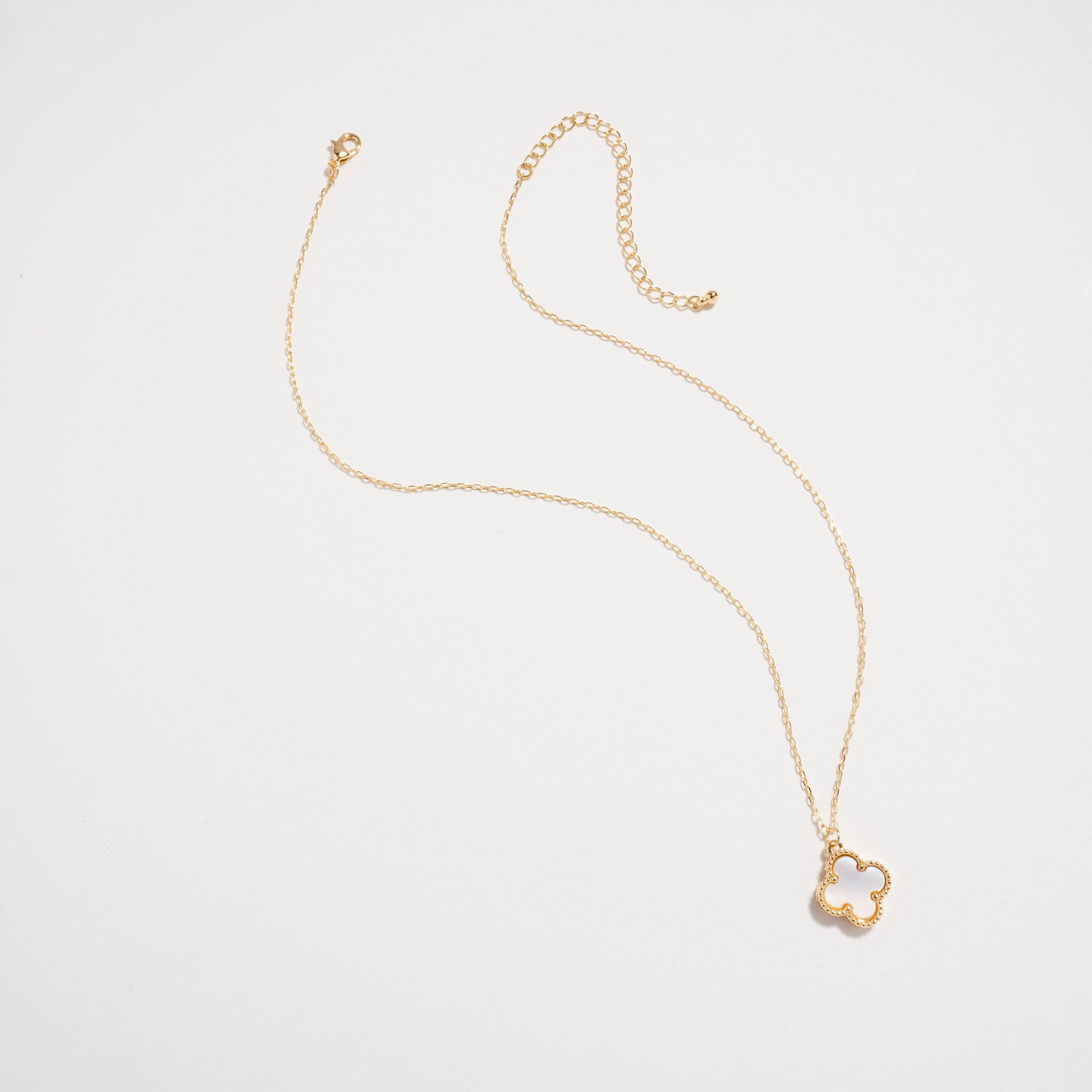 Gold Chain Necklace with Shell Pendant