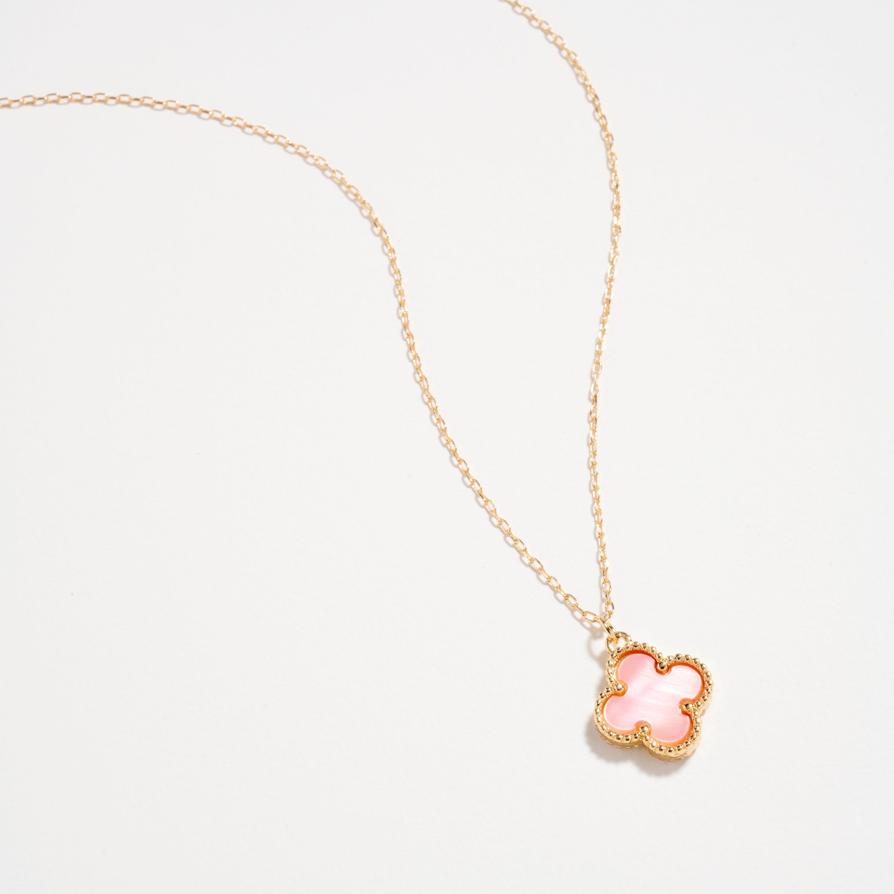 Gold Chain Necklace with Shell Pendant