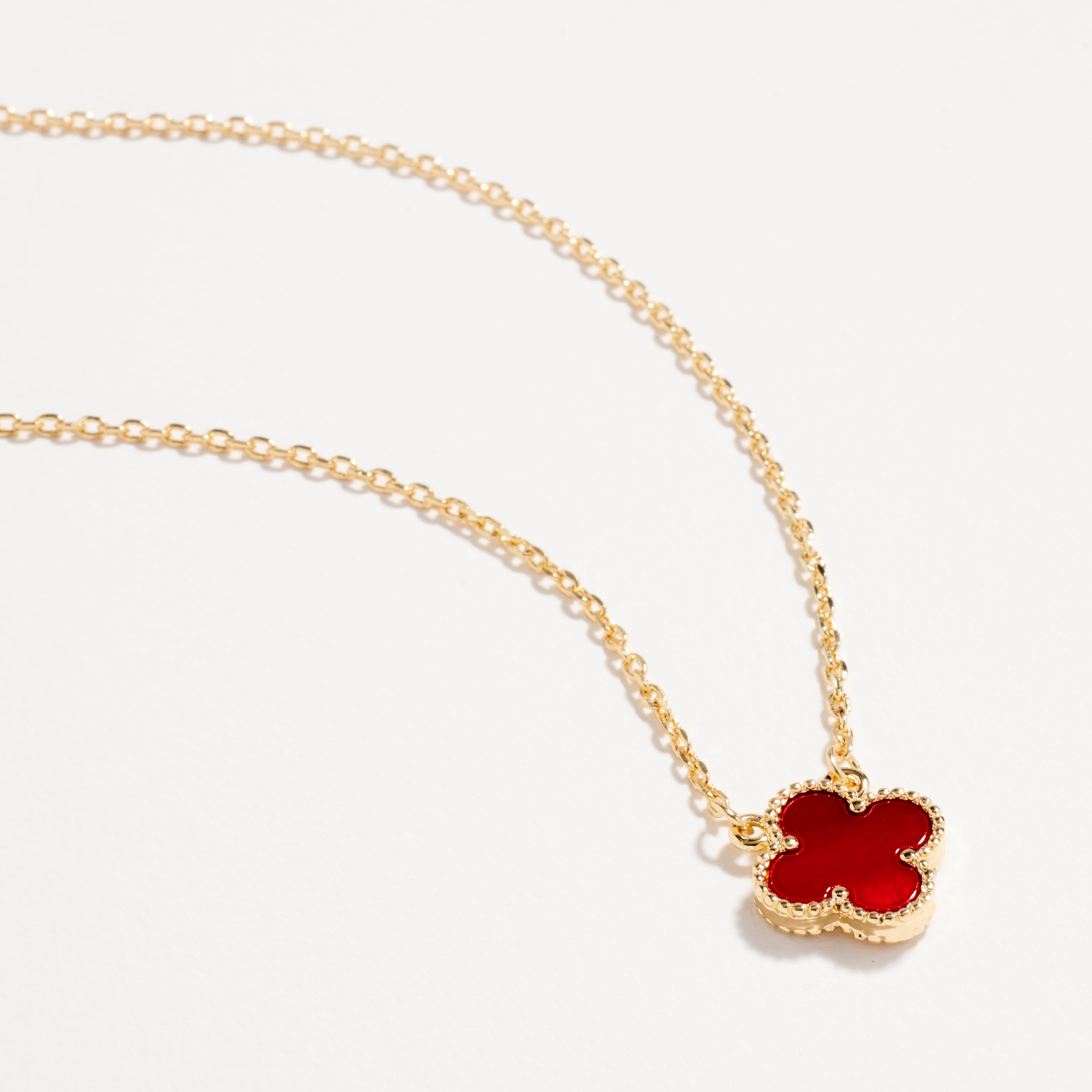 Gold Chain Necklace with Shell Pendant