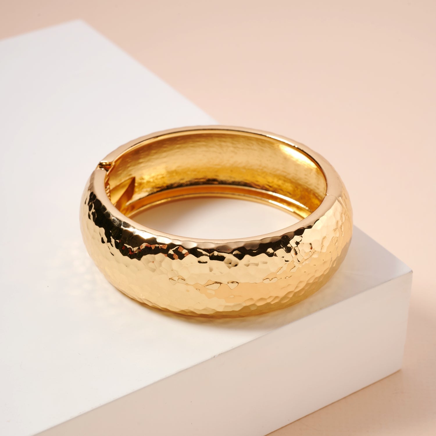 Hammered Hollow 18K Gold Plated Cuff Bracelet - Frem
