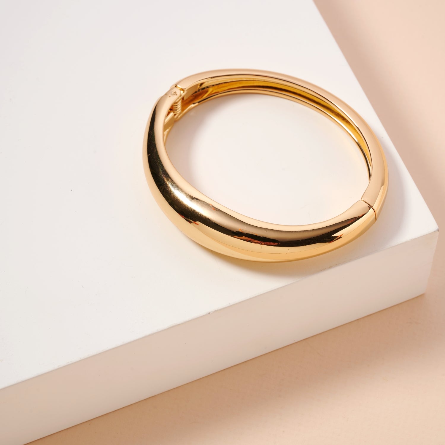 Thin Wavy 18K Gold Plated Elegant Cuff Bracelet - Frem