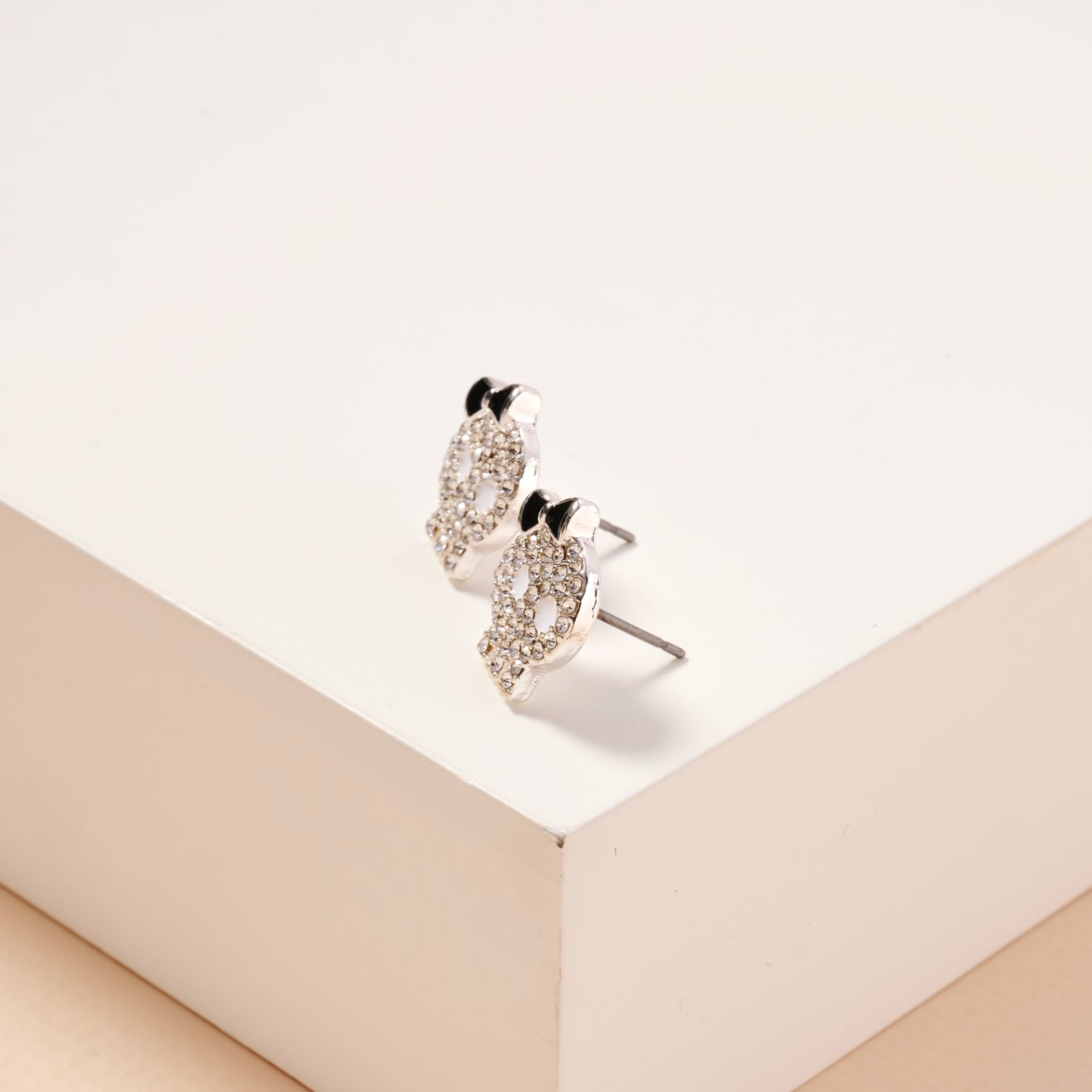 Skull with Bow Rhinestone Halloween Stud Earrings
