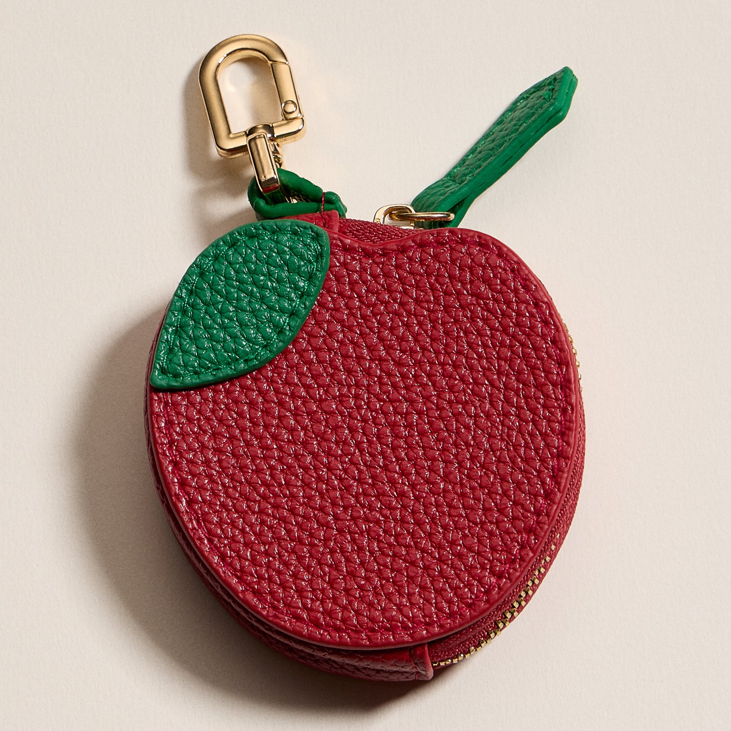 Apple Coin Purse with Keychain – Mini Zipper Pouch