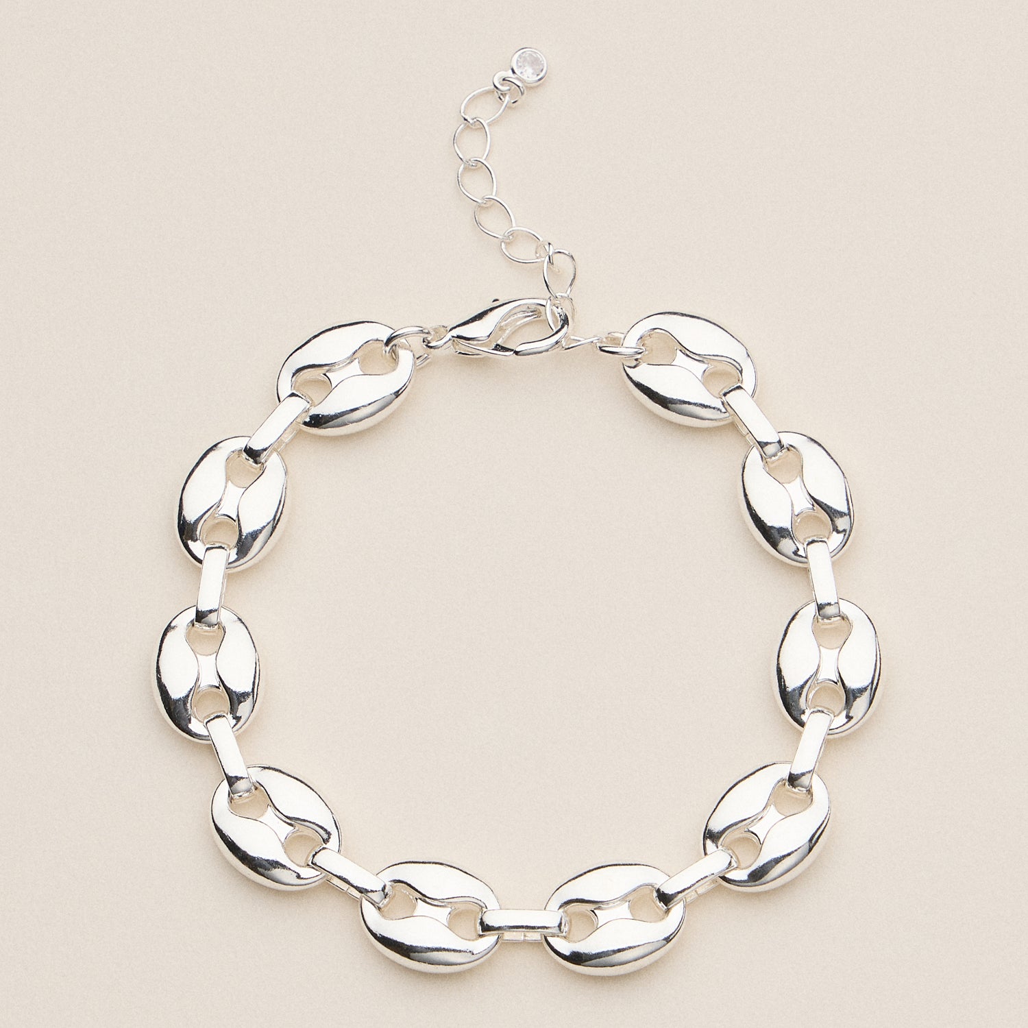 Sculpted Oval Link Chain Bracelet – Adjustable Fit