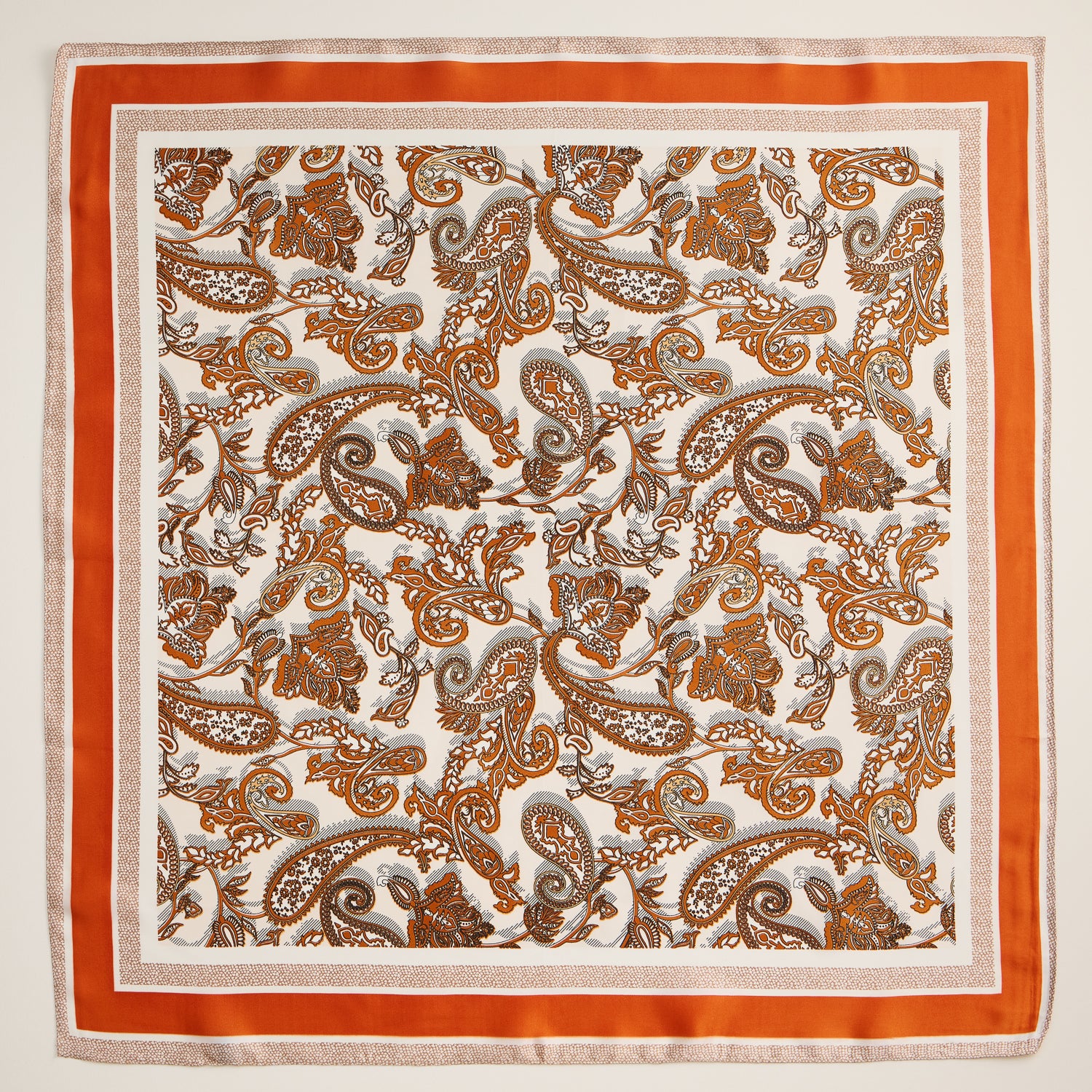 Retro Paisley Square Scarf – Classic Silk-Feel Accessory with Timeless Style