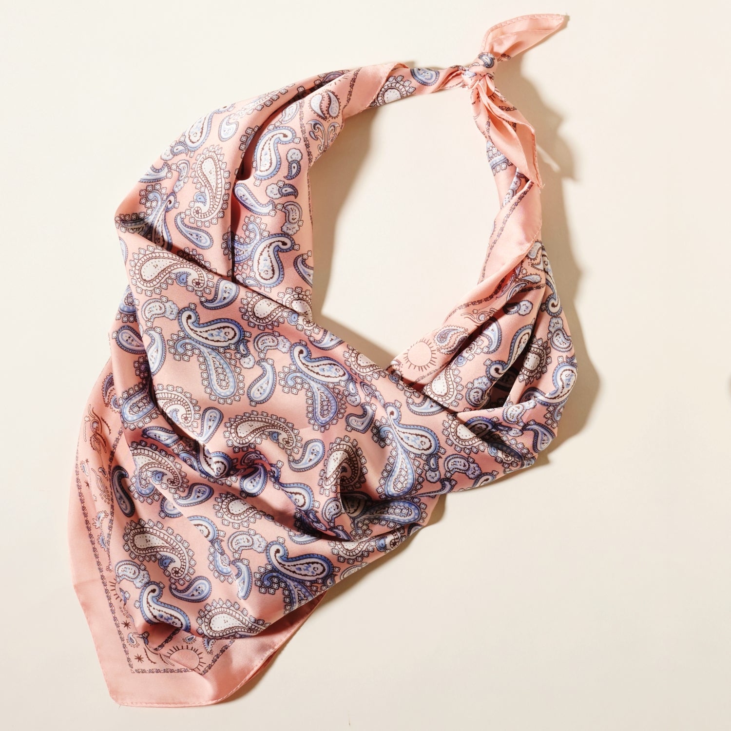 Elegant Paisley Soft Scarf – Timeless Silk-Feel Polyester Bandana