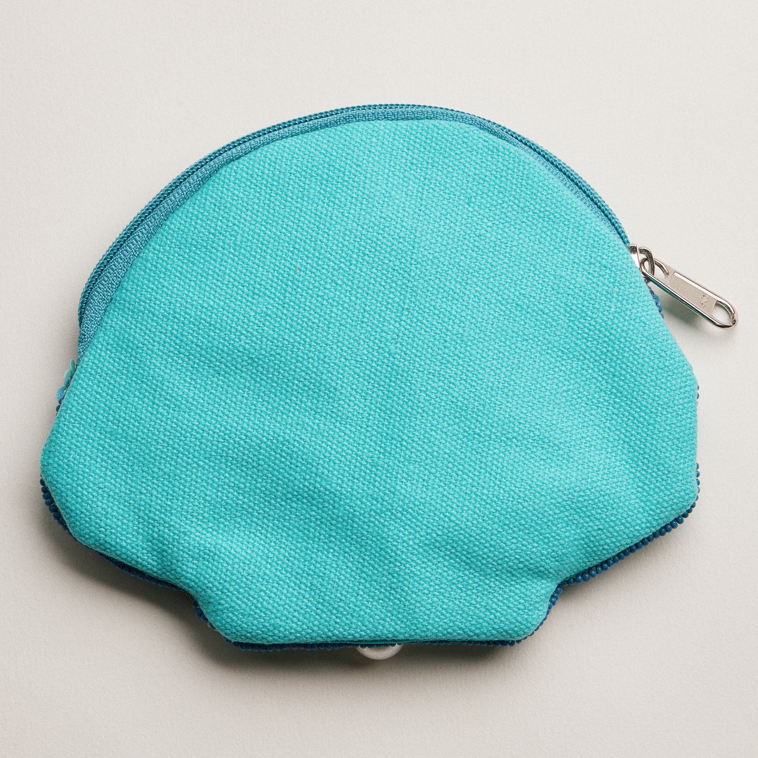 Seashell Beaded Coin Purse with Pearl Accent - Frem