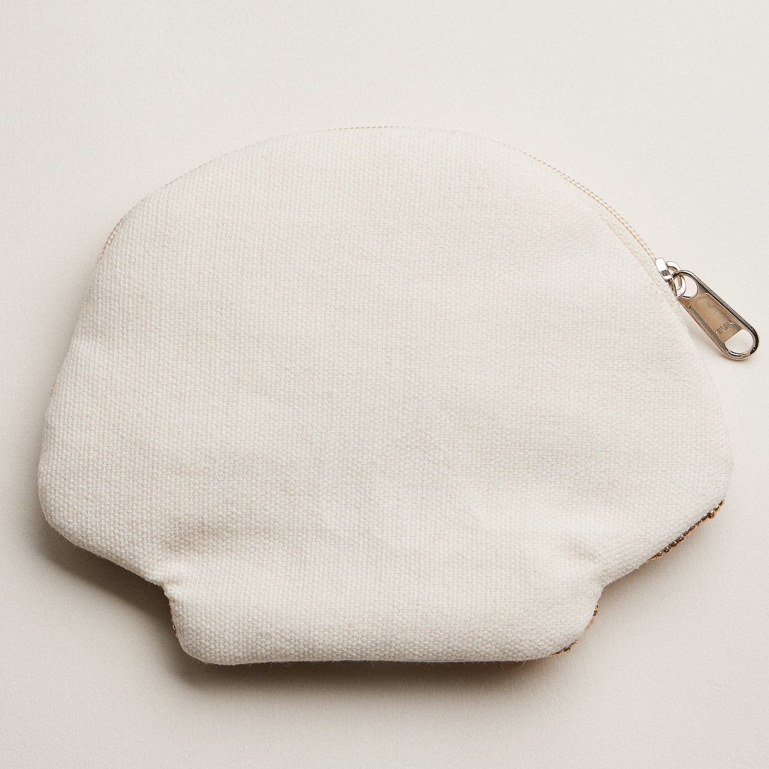 Seashell Beaded Coin Purse with Pearl Accent - Frem