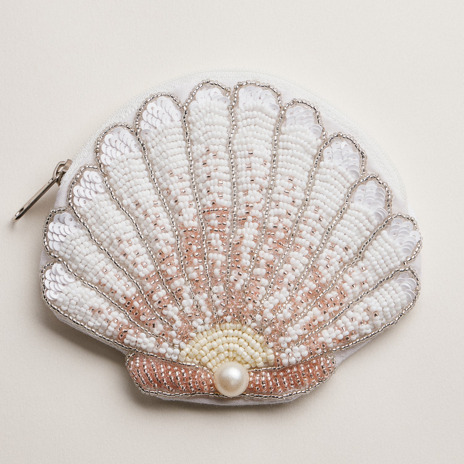 Seashell Beaded Coin Purse with Pearl Accent - Frem