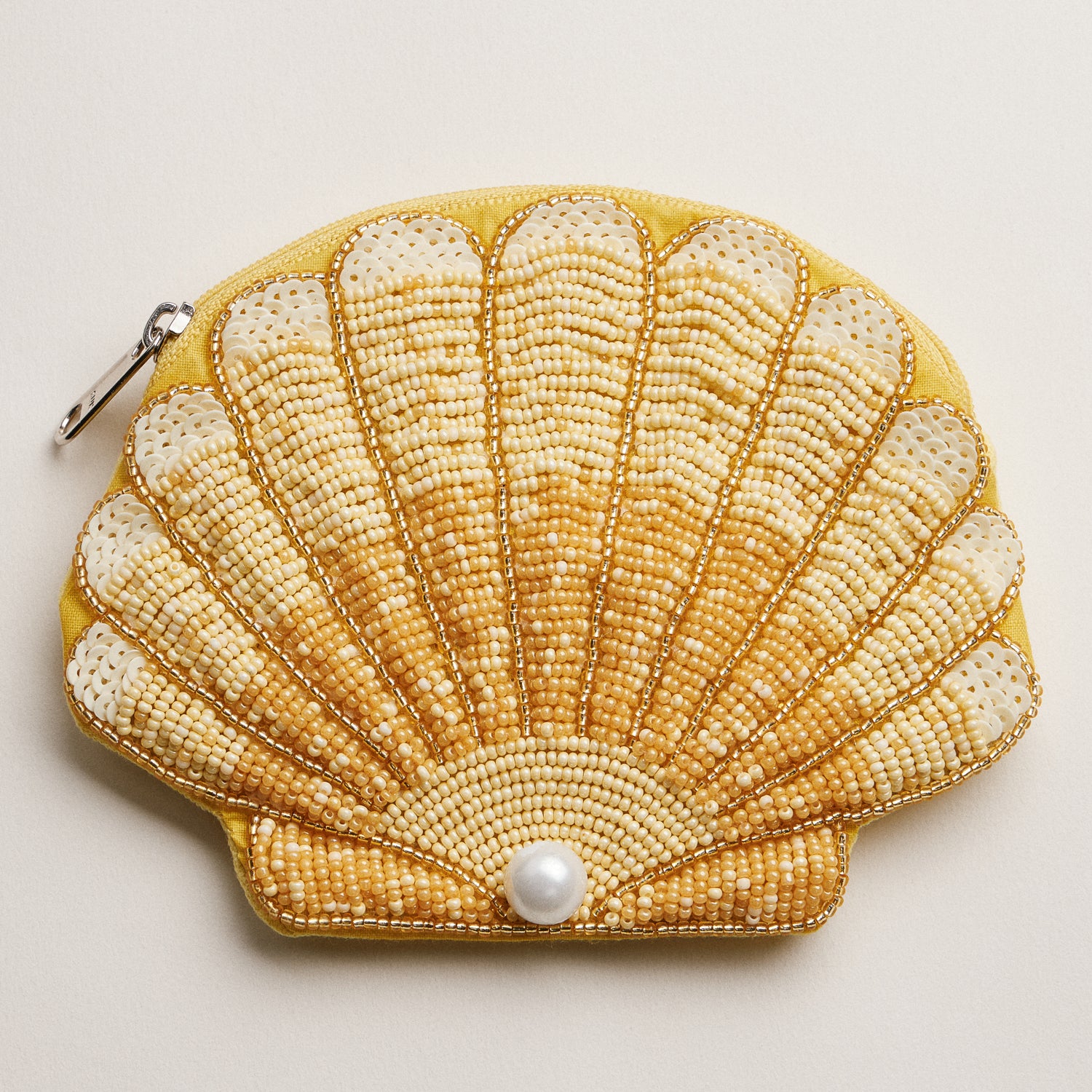 Seashell Beaded Coin Purse with Pearl Accent - Frem