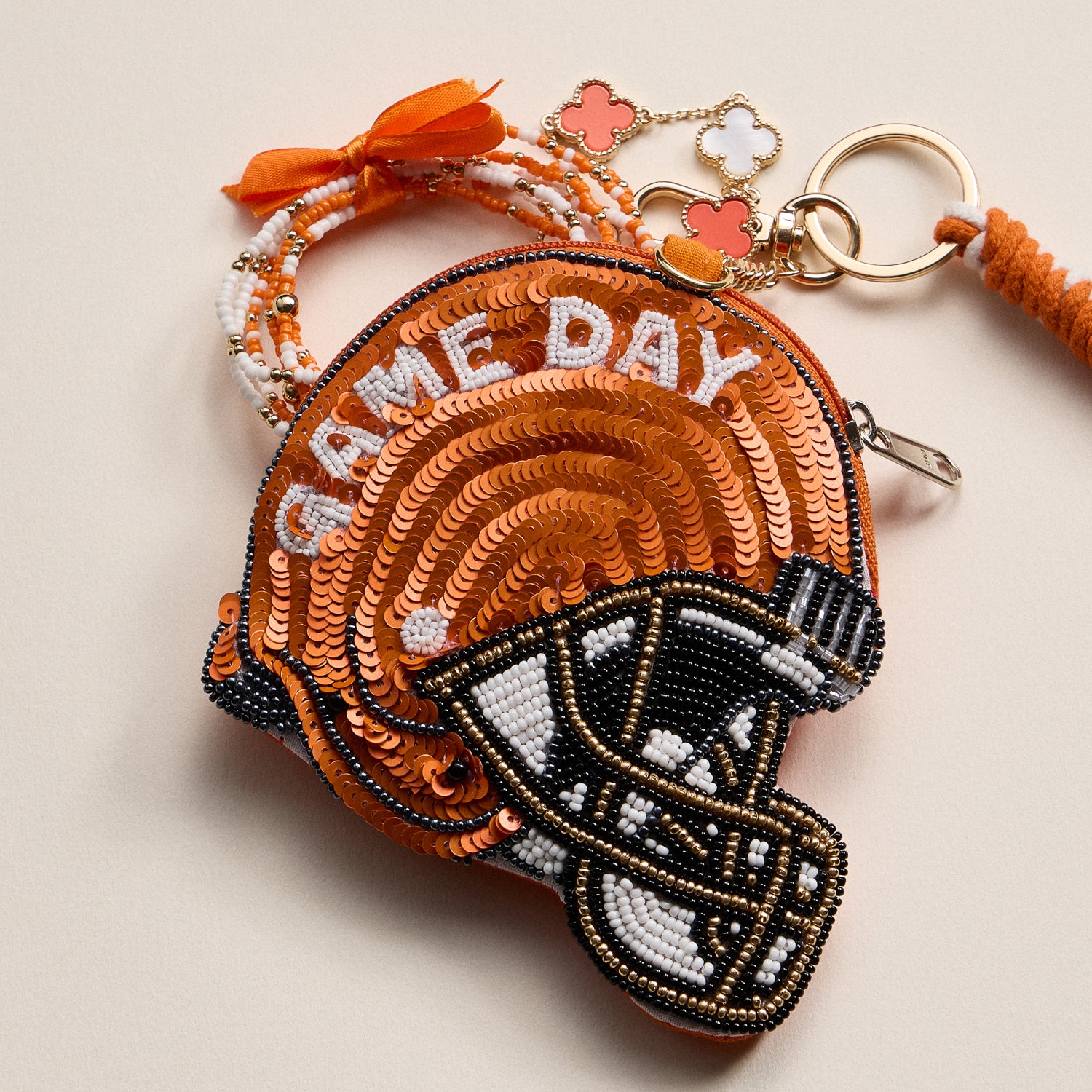Game Day Beaded Helmet Keychain Pouch – Team Colors - Frem