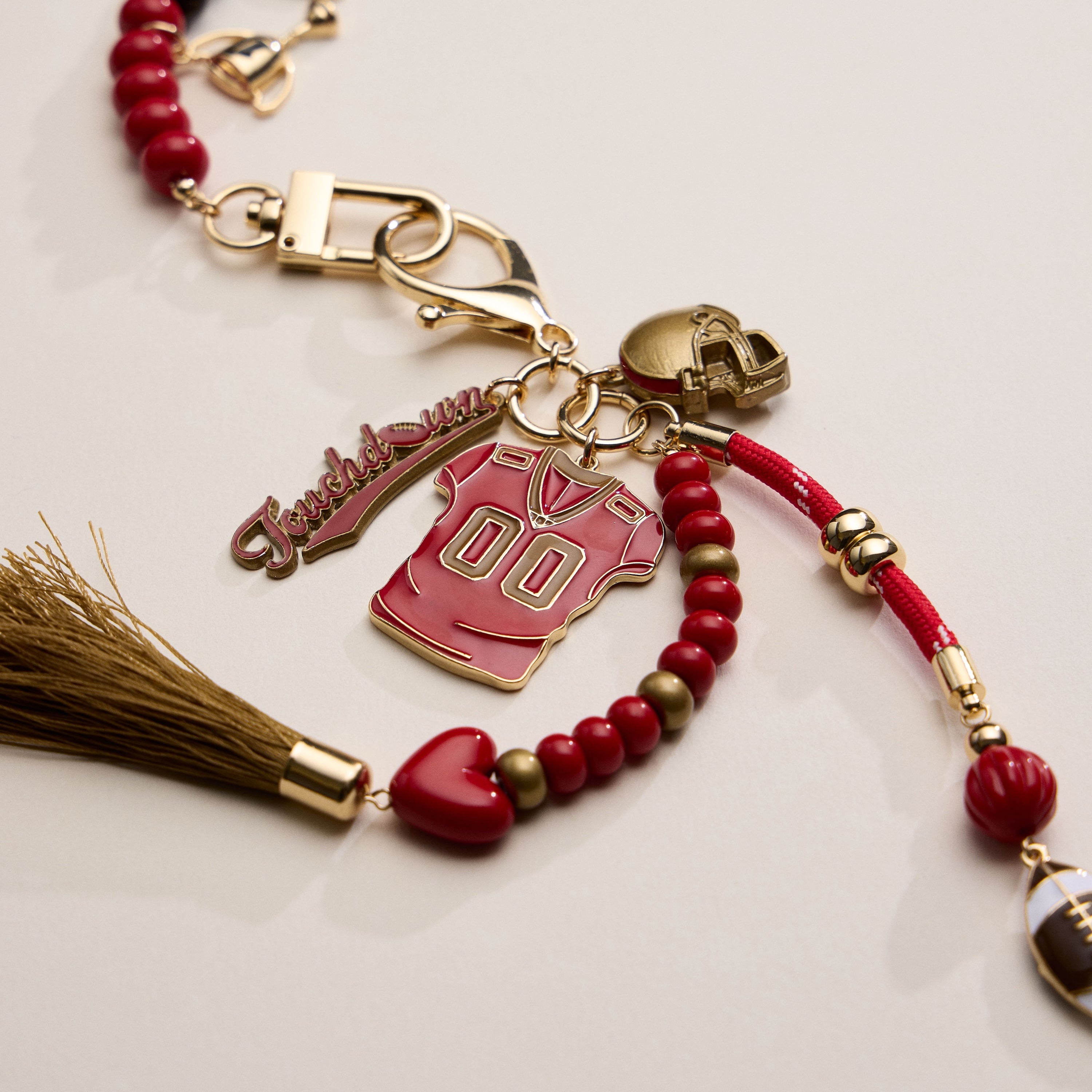 Gameday Football Keychain – Football Jersey, Helmet, Touchdown Charm & Tassel Bag Accessory - Frem