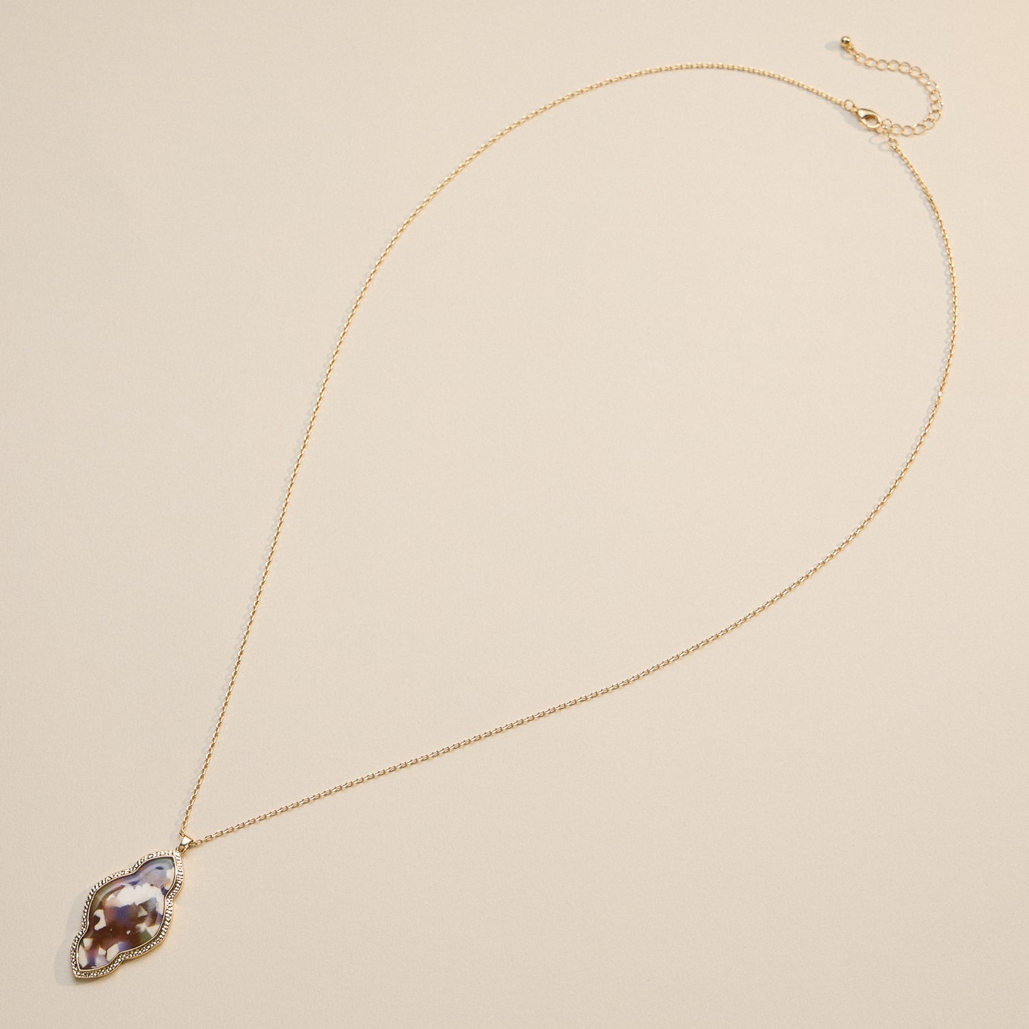 Iridescent Cloud-Shaped Pendant Necklace