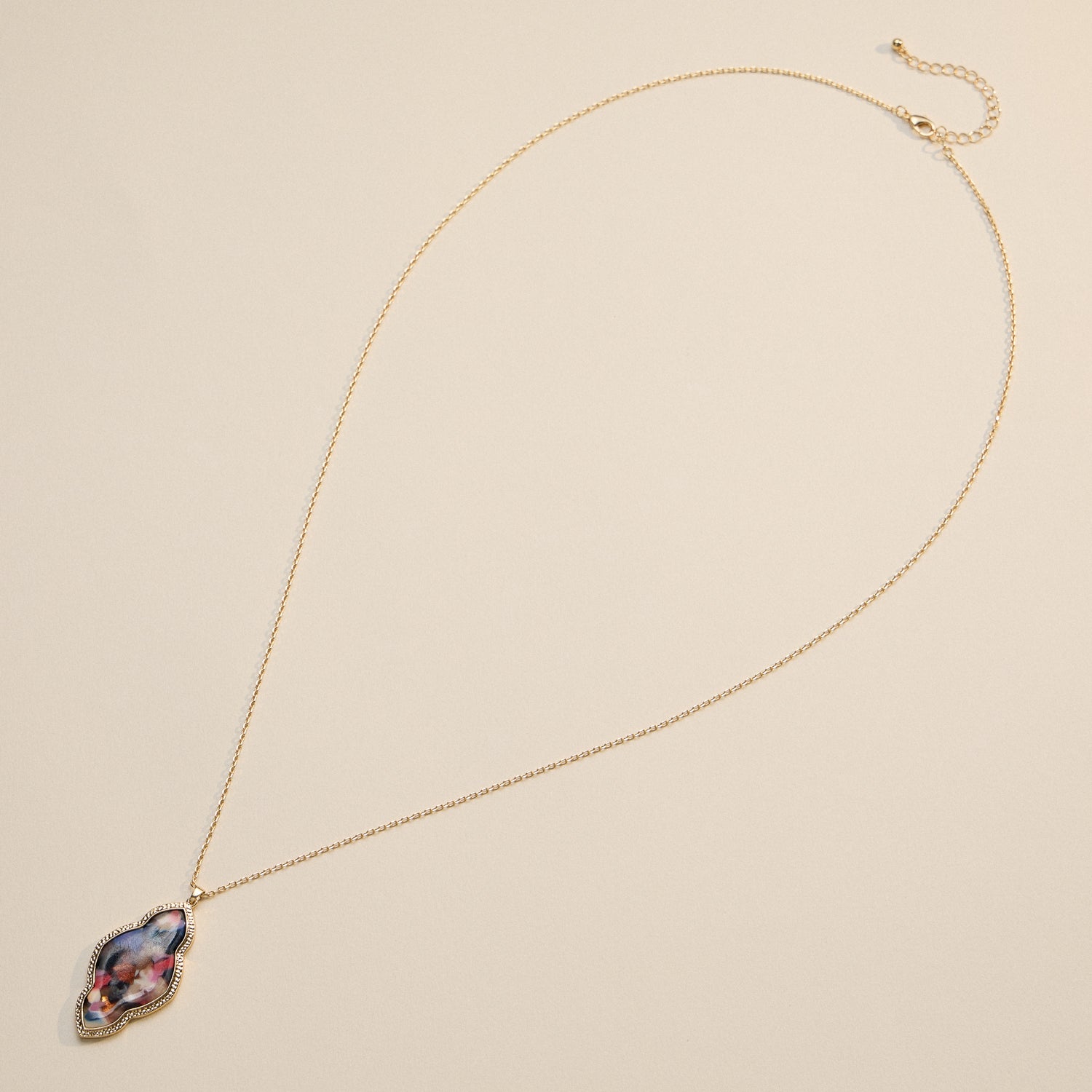 Iridescent Cloud-Shaped Pendant Necklace
