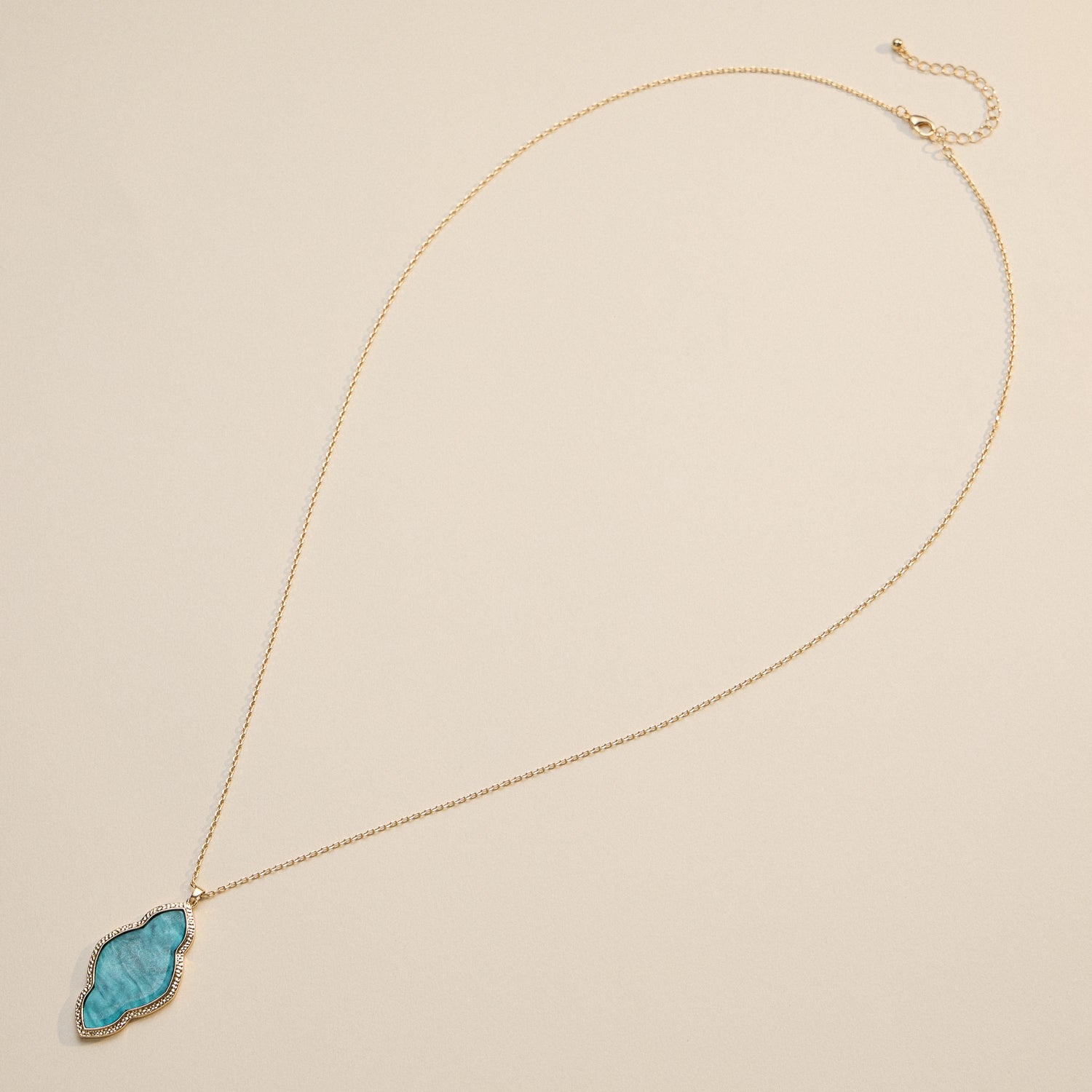 Iridescent Cloud-Shaped Pendant Necklace