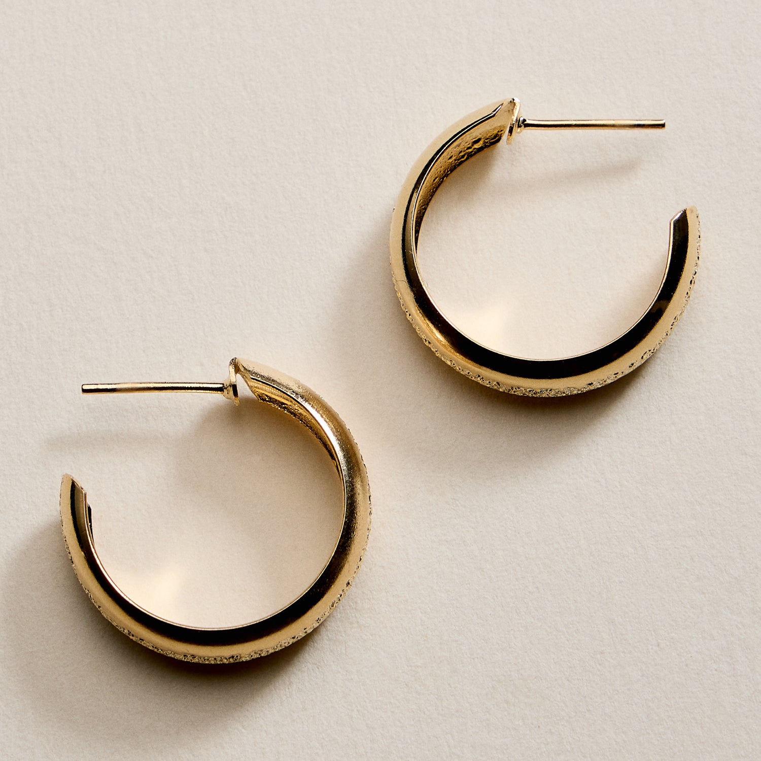 Gold Filled Textured Hoop Earrings – Classic Chunky Hoops