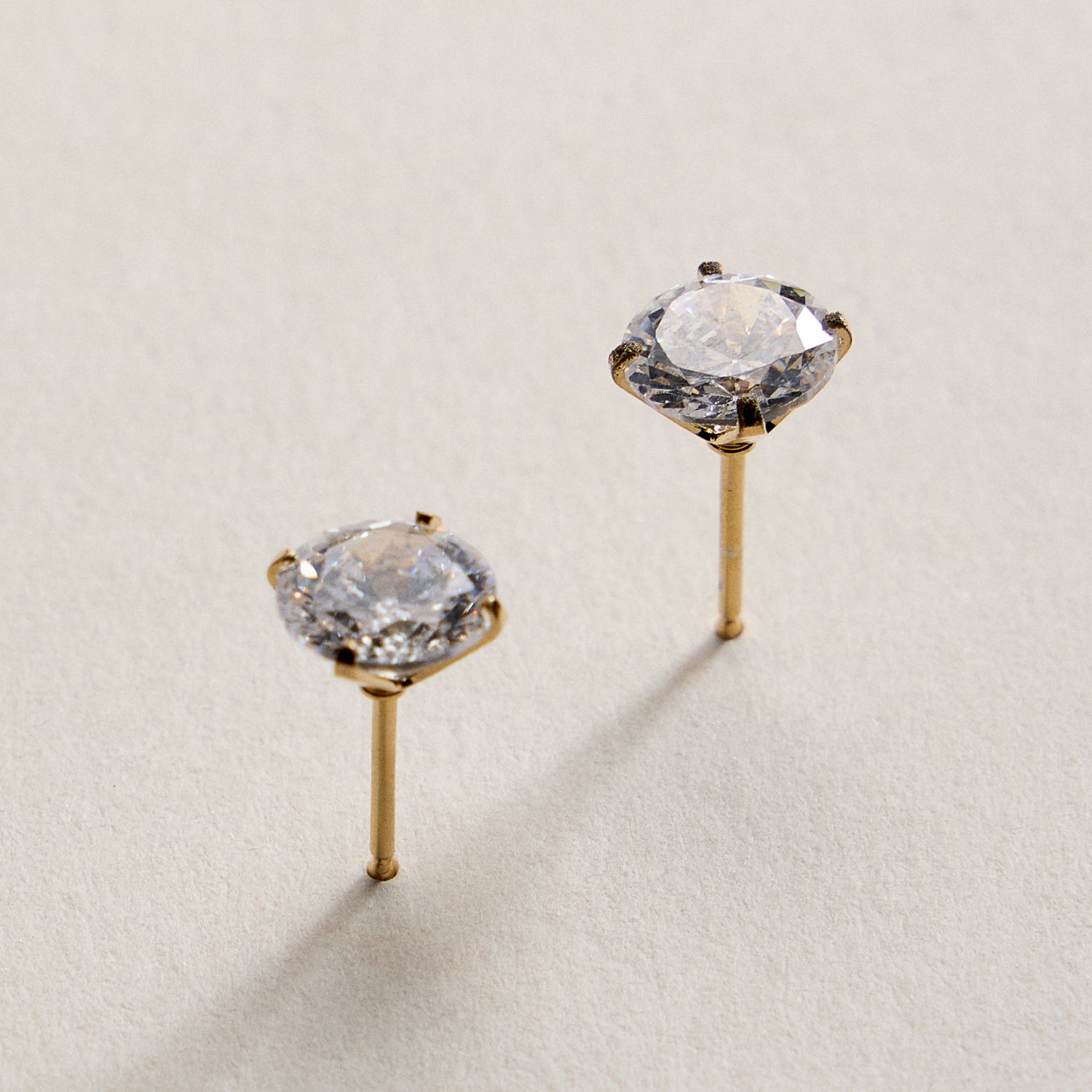 Gold Filled Round CZ Stud Earrings – Medium Size CZ