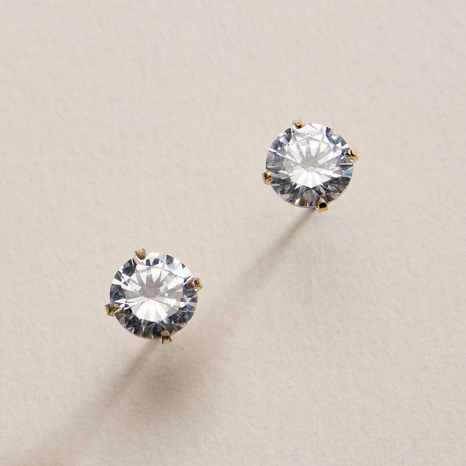 Gold Filled Round CZ Stud Earrings – Medium Size CZ