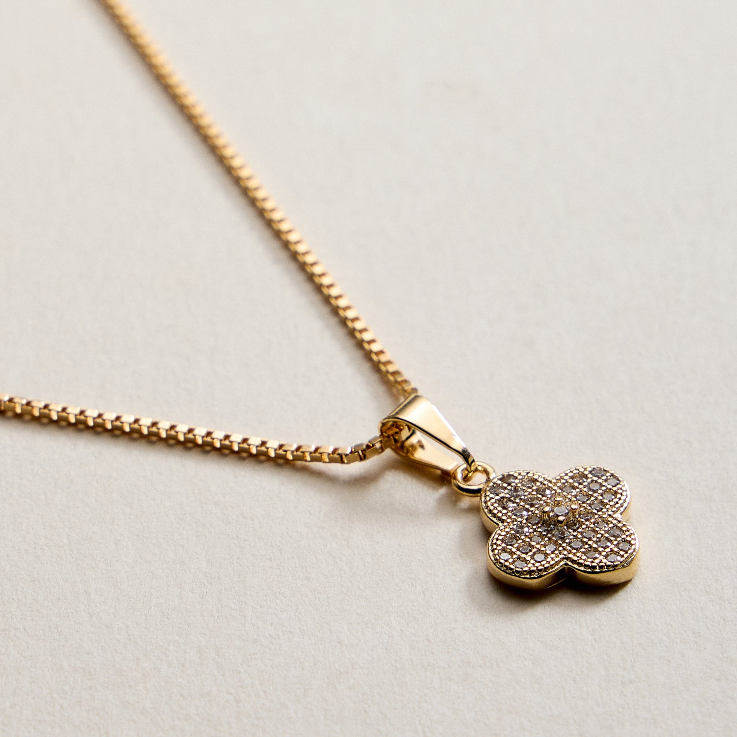 Gold Filled Clover Pendant Necklace with Box Chain