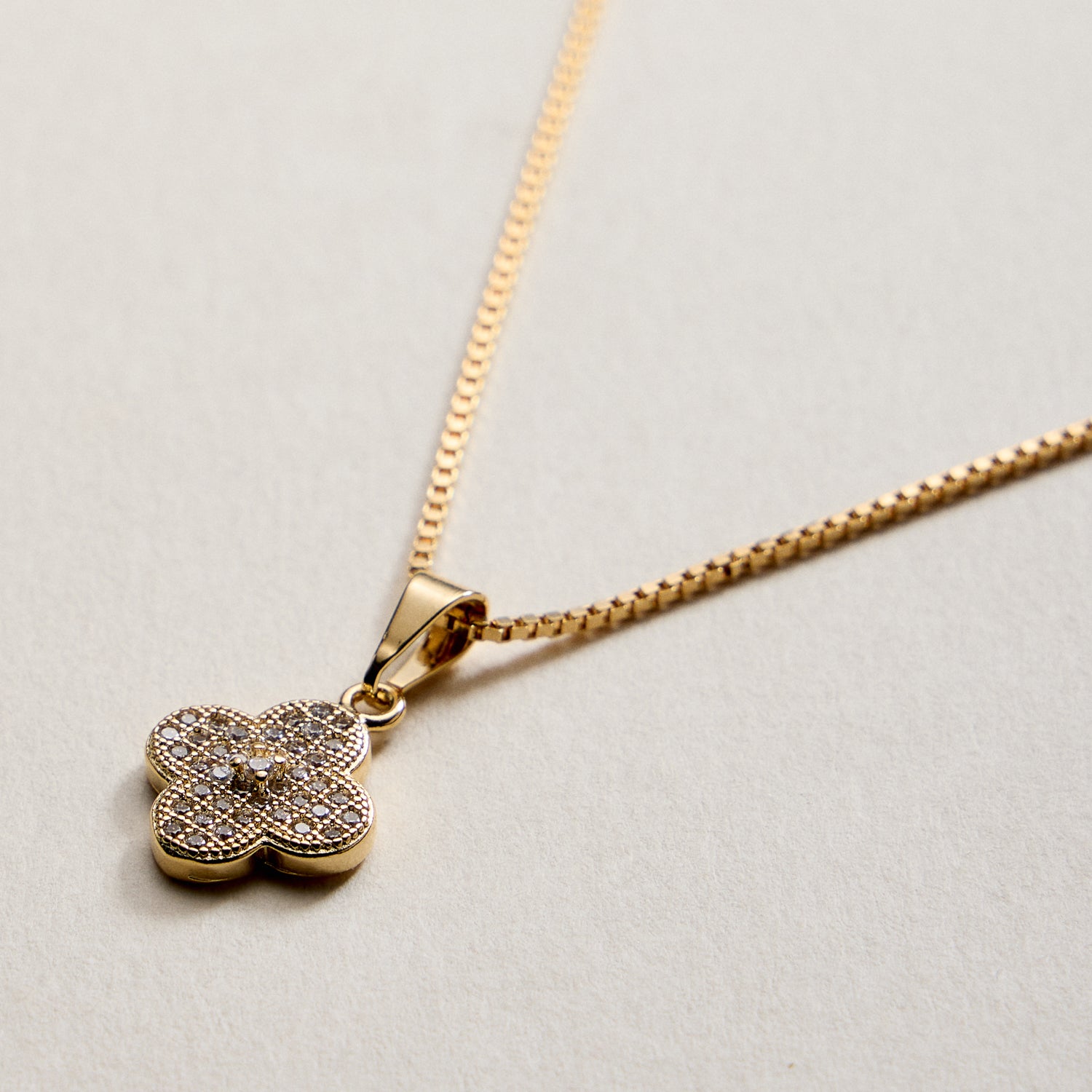 Gold Filled Clover Pendant Necklace with Box Chain