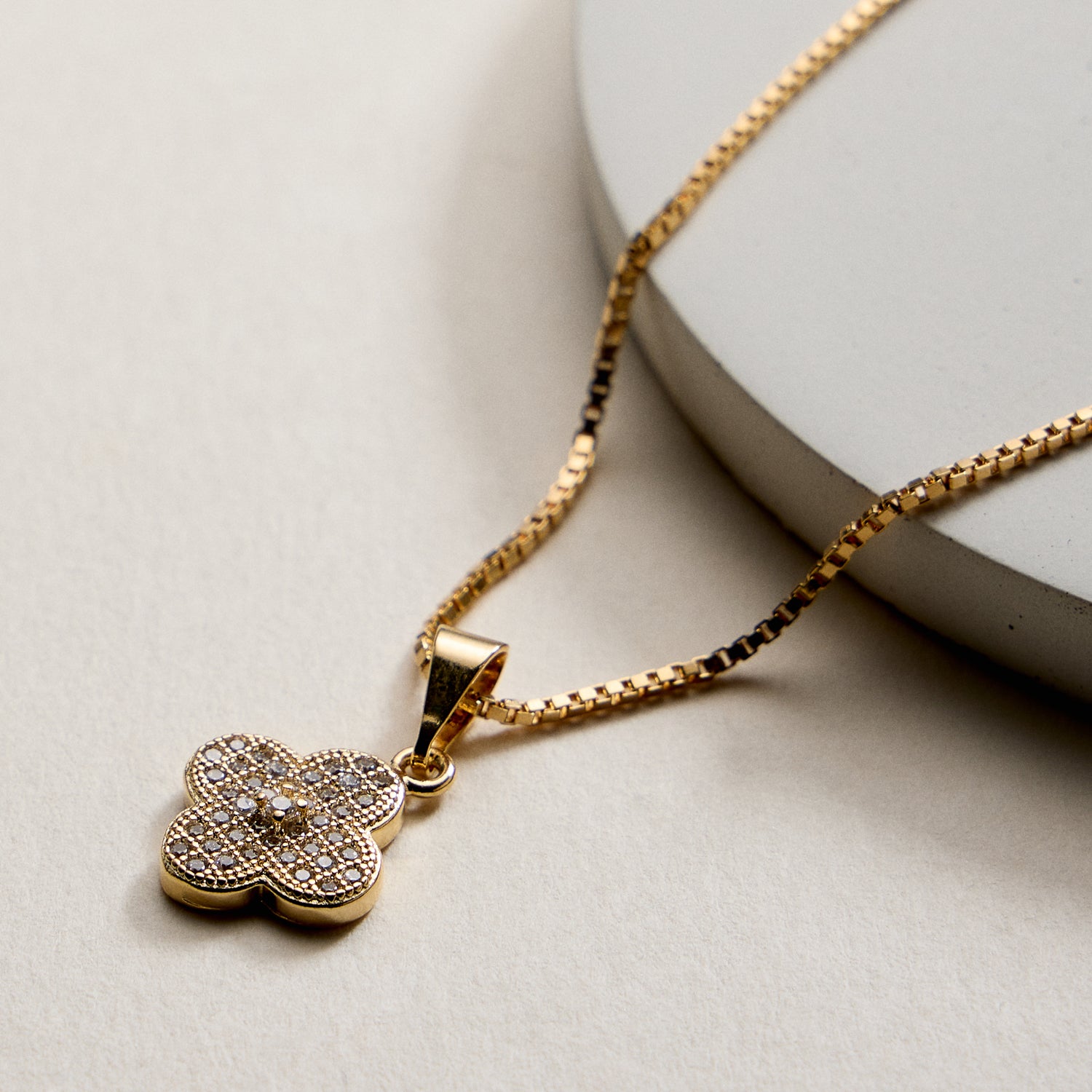 Gold Filled Clover Pendant Necklace with Box Chain