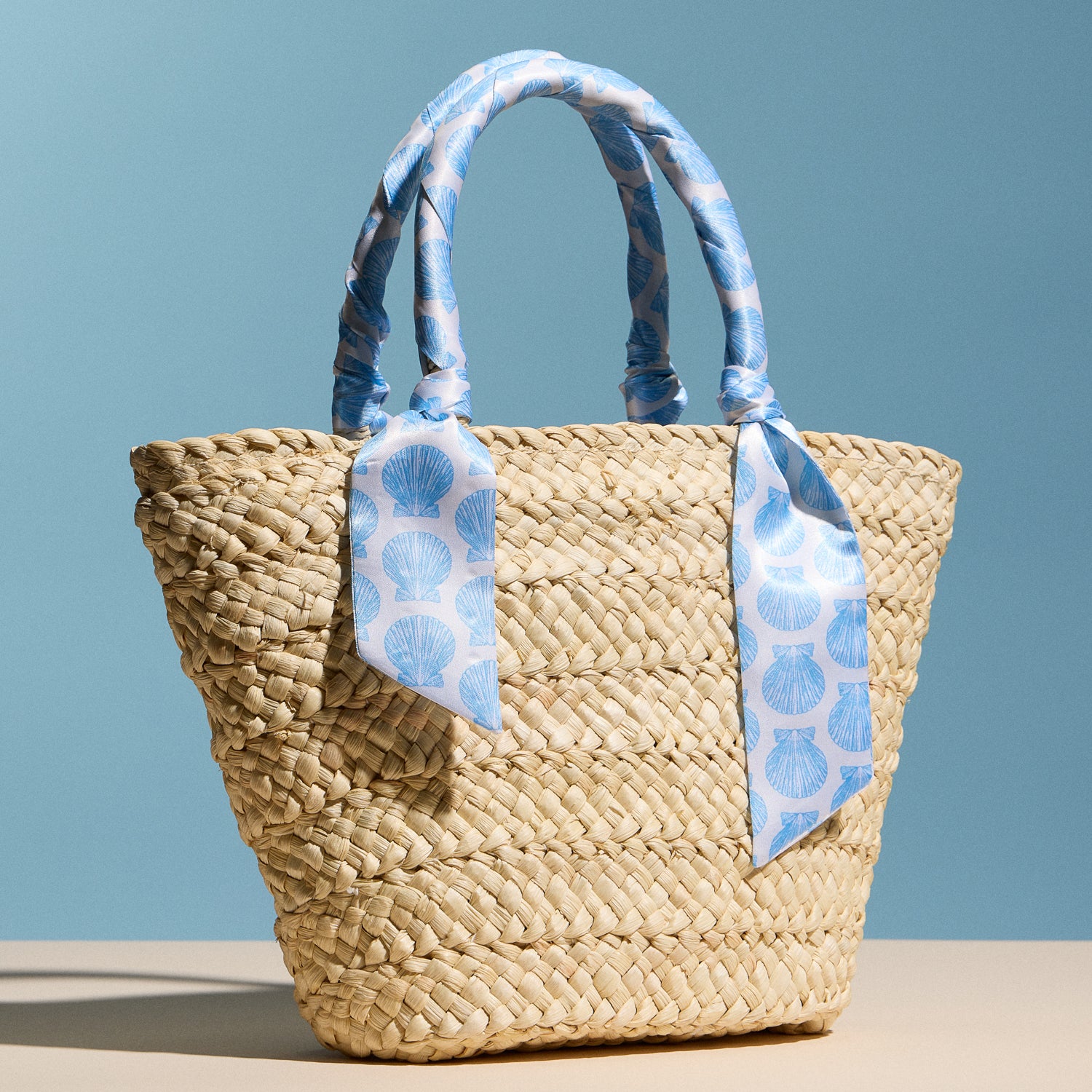 Blue Shell Raffia Bag with Scarf Handles – Woven Summer Beach & Everyday Handbag - Frem