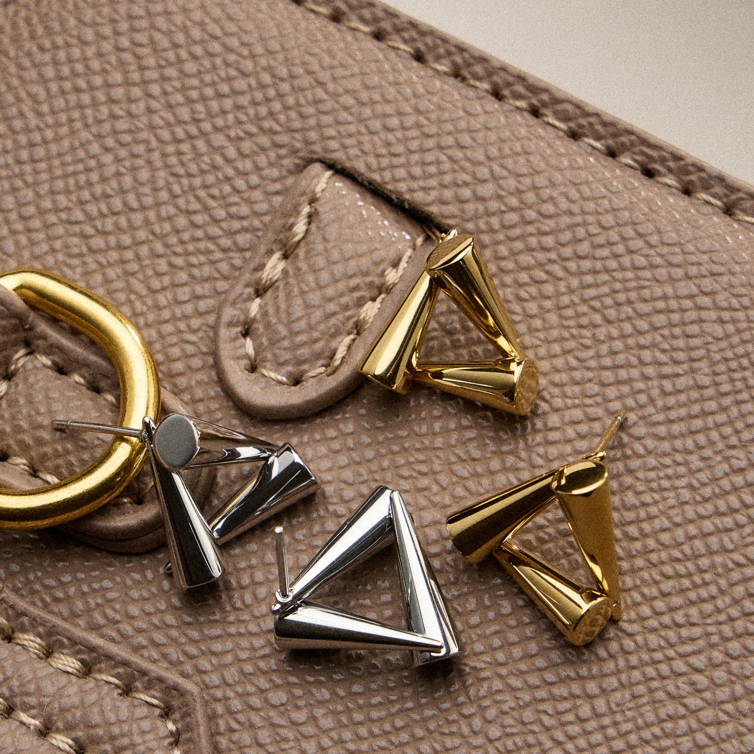 Stainless Steel Geometric Triangle Stud Earrings – Modern Minimal Design