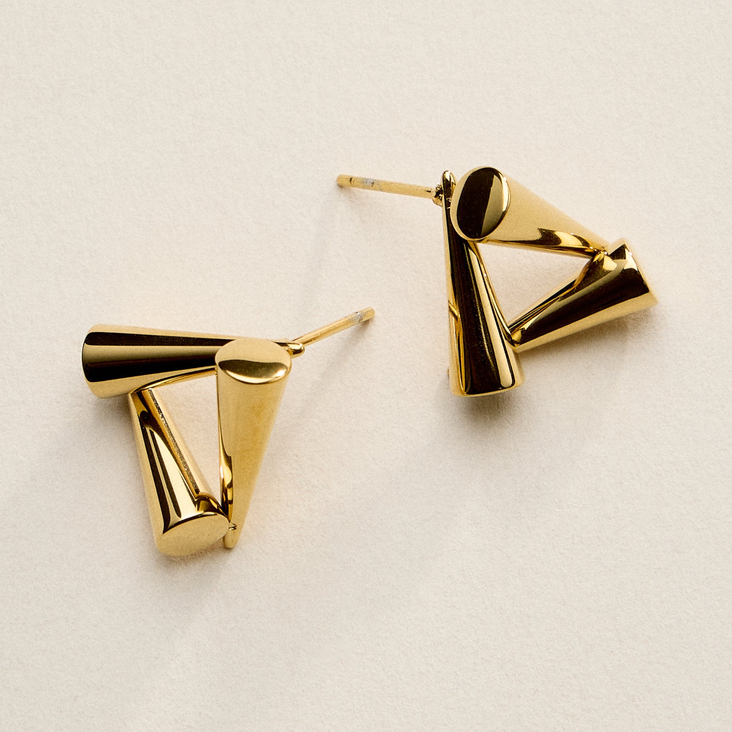 Stainless Steel Geometric Triangle Stud Earrings – Modern Minimal Design