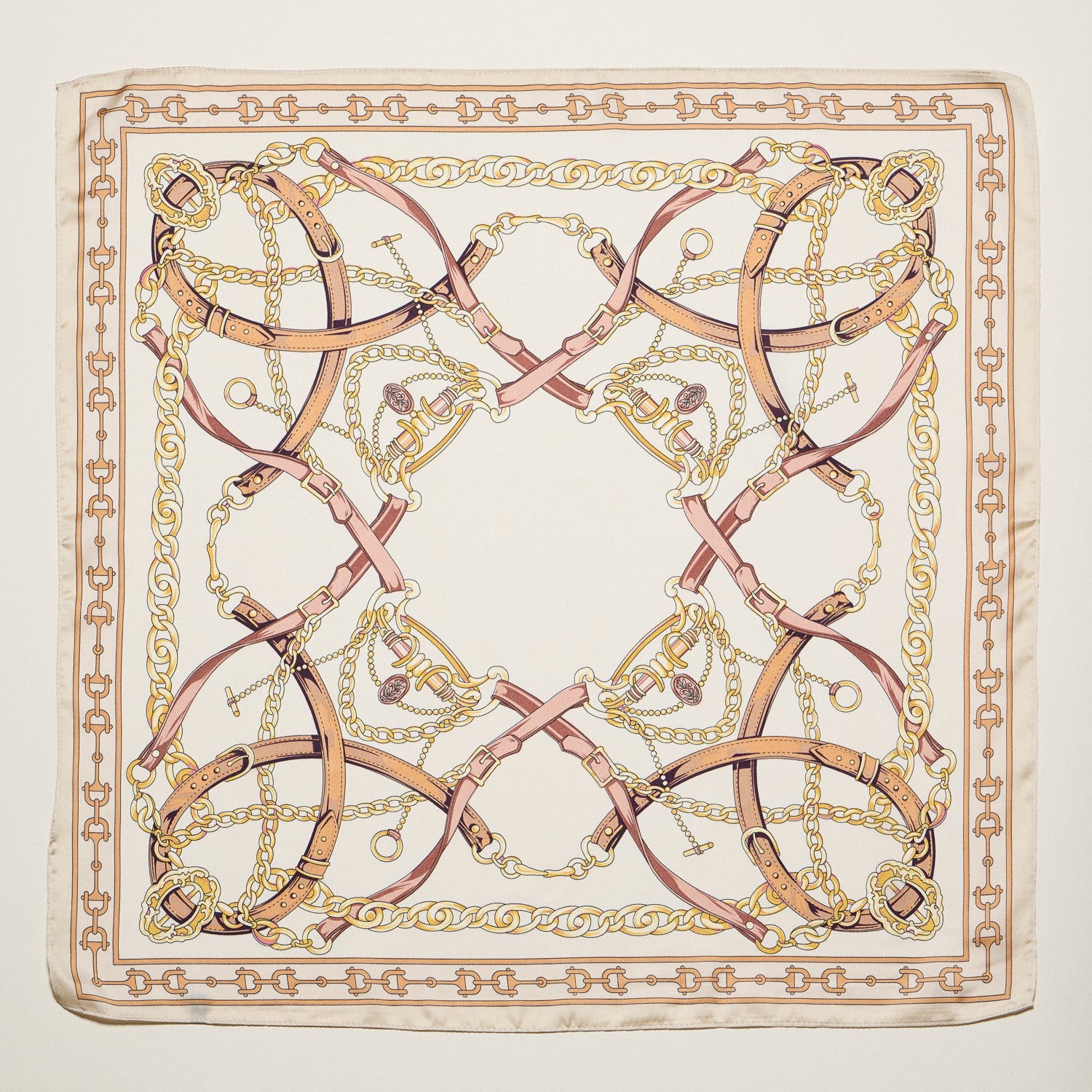 Classic Equestrian Chain Square Scarf – Vintage Belt & Gold Chain Print Silk-Feel Scarf - Frem