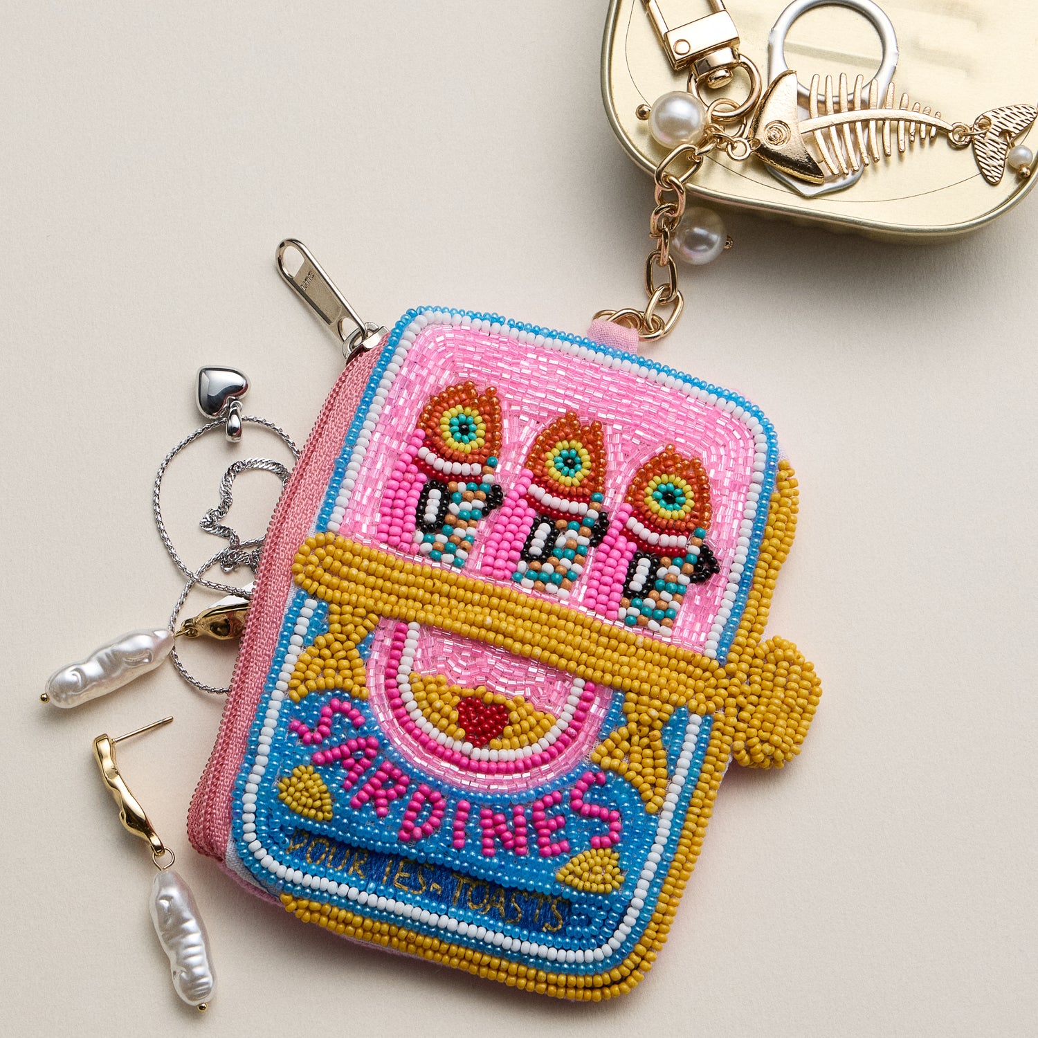 Beaded Sardine Coin Purse Keychain – Handmade Bead Embellished Zipper Pouch with Charm