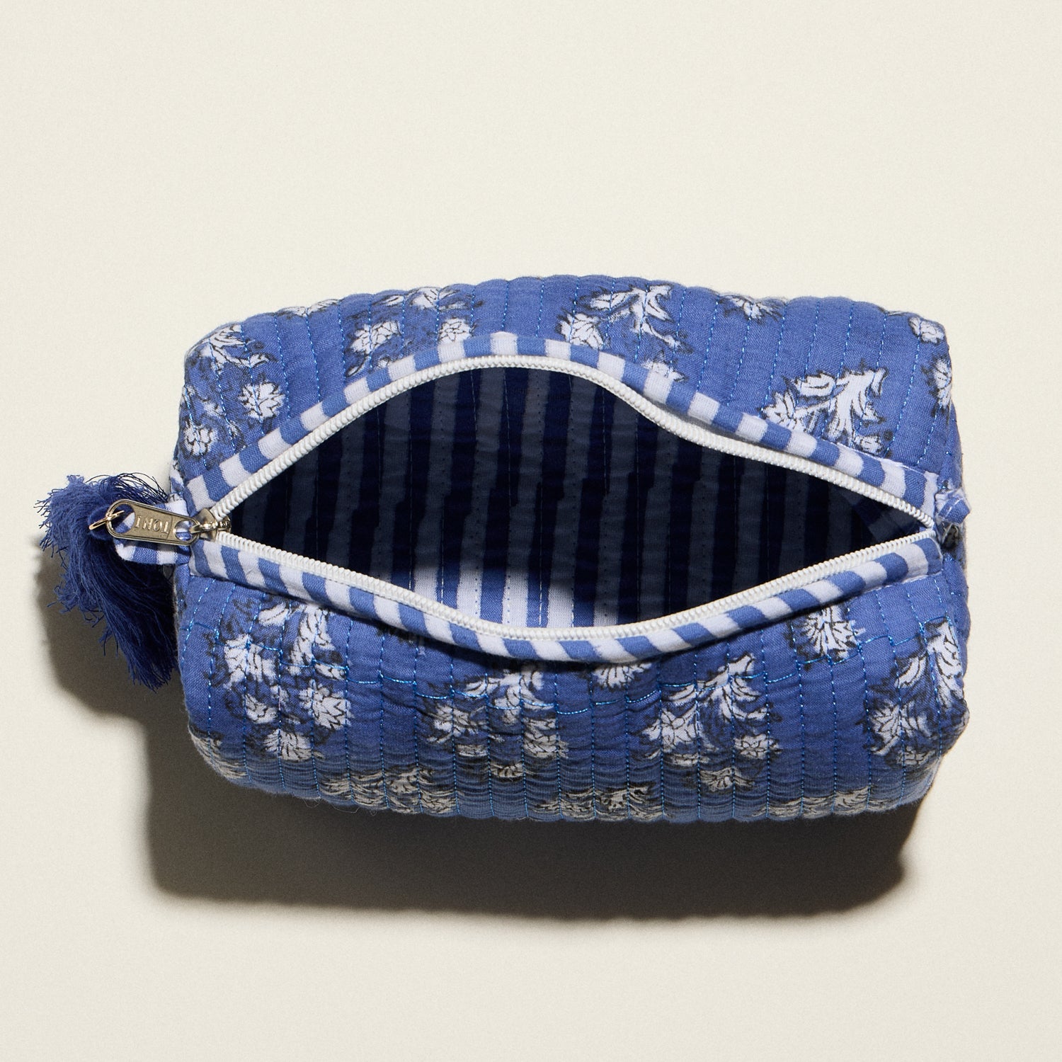 Blue Quilted Floral Cosmetic Pouch – Zipper Makeup Bag with Tassel